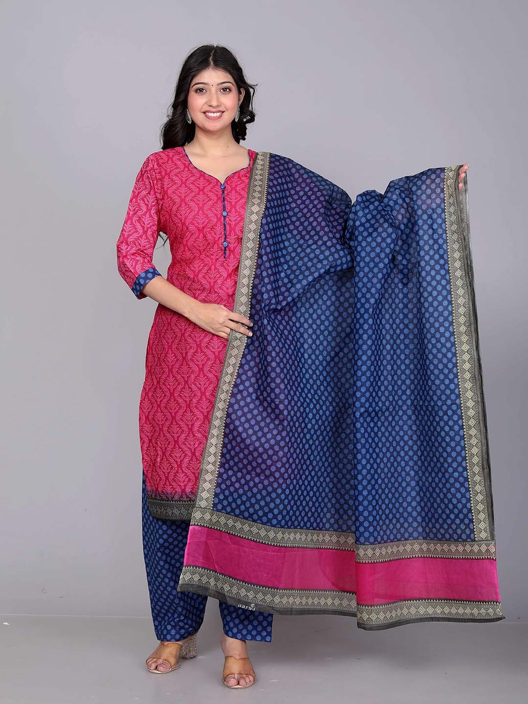 

Jevi Prints Ethnic Motifs Printed Regular Pure Cotton Kurta With Salwar & With Dupatta, Pink