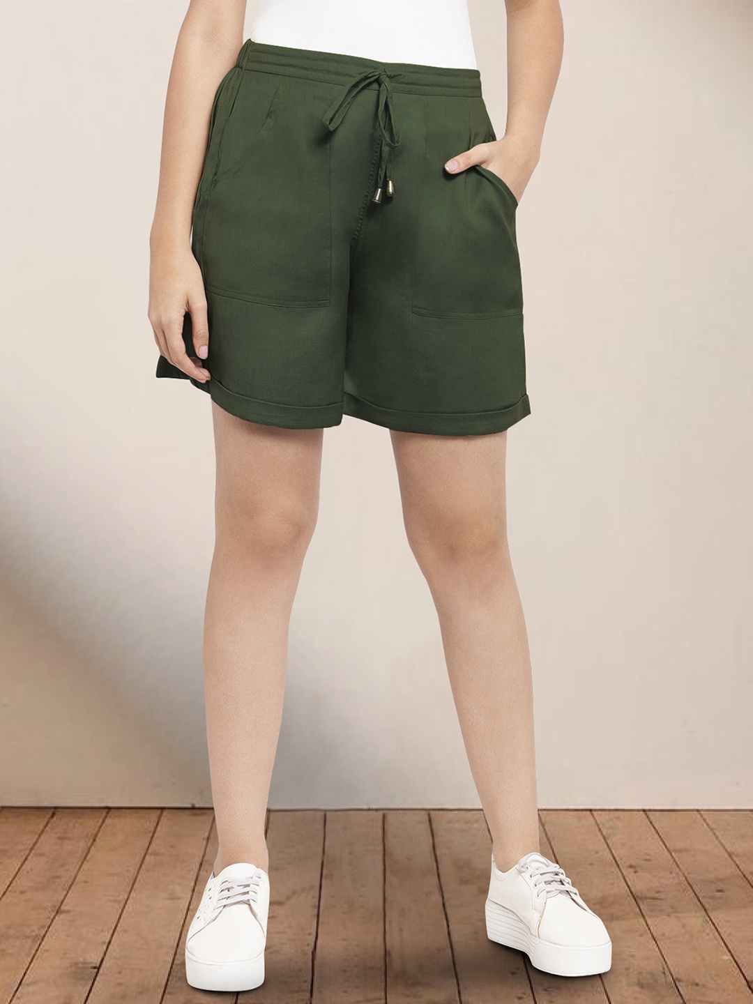 

Martini Women Loose Fit Pure Cotton Shorts, Olive