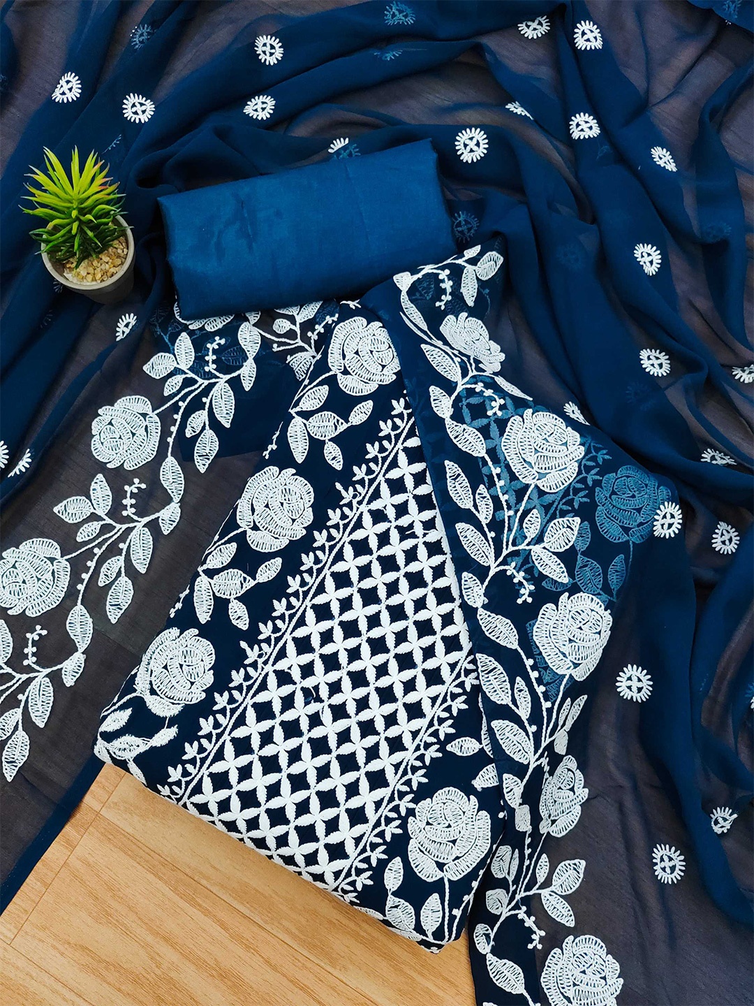 

KALINI Floral Embroidered Unstitched Dress Material, Teal