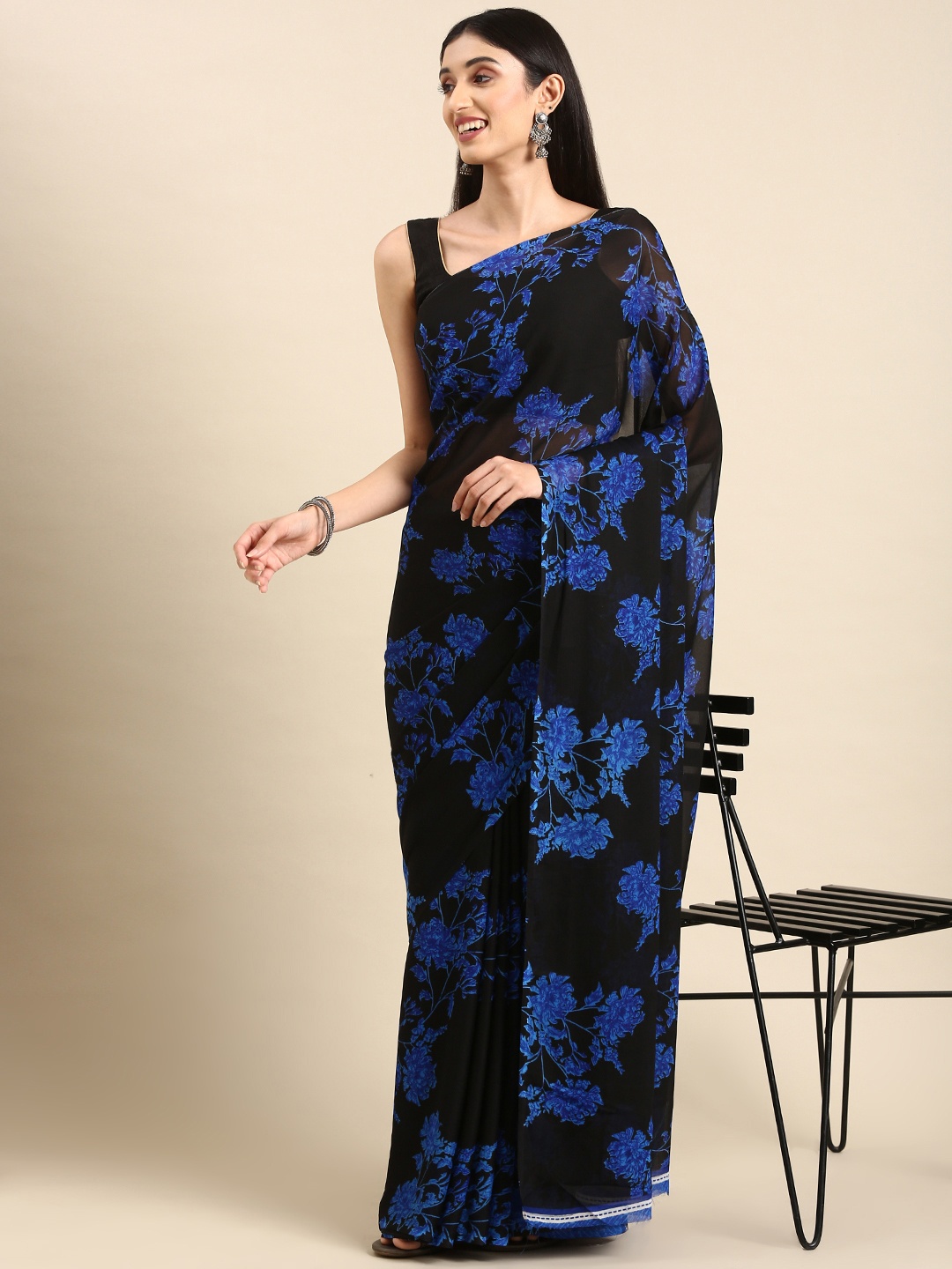 

HERE&NOW Floral Print Pure Georgette Saree, Black