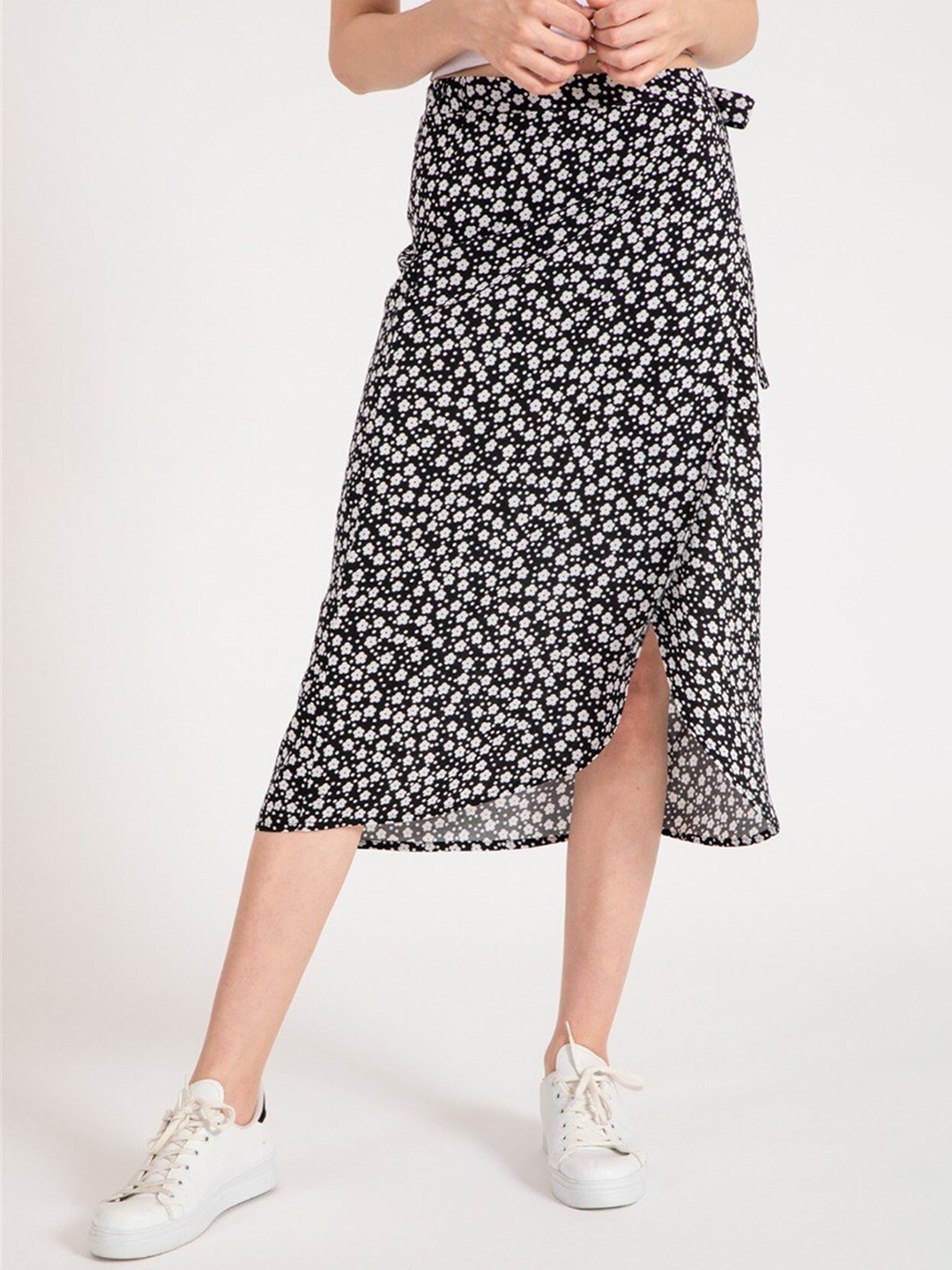 

PRET A TUER Floral Printed A Line Front Closure Belted Dot Skirt, Black