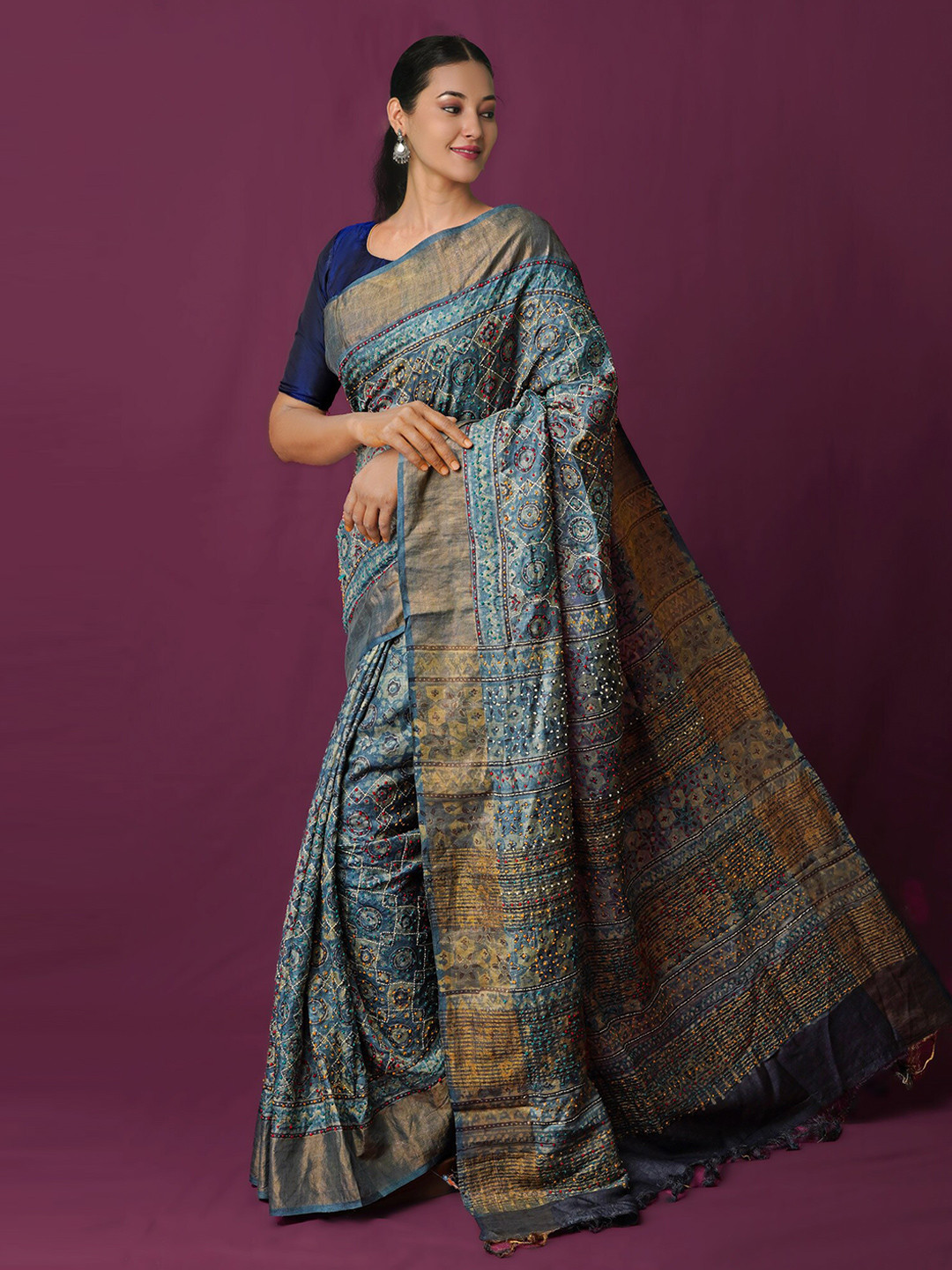 

Unnati Silks Ethnic Motifs Printed French knot Embroidered Tussar Saree, Grey