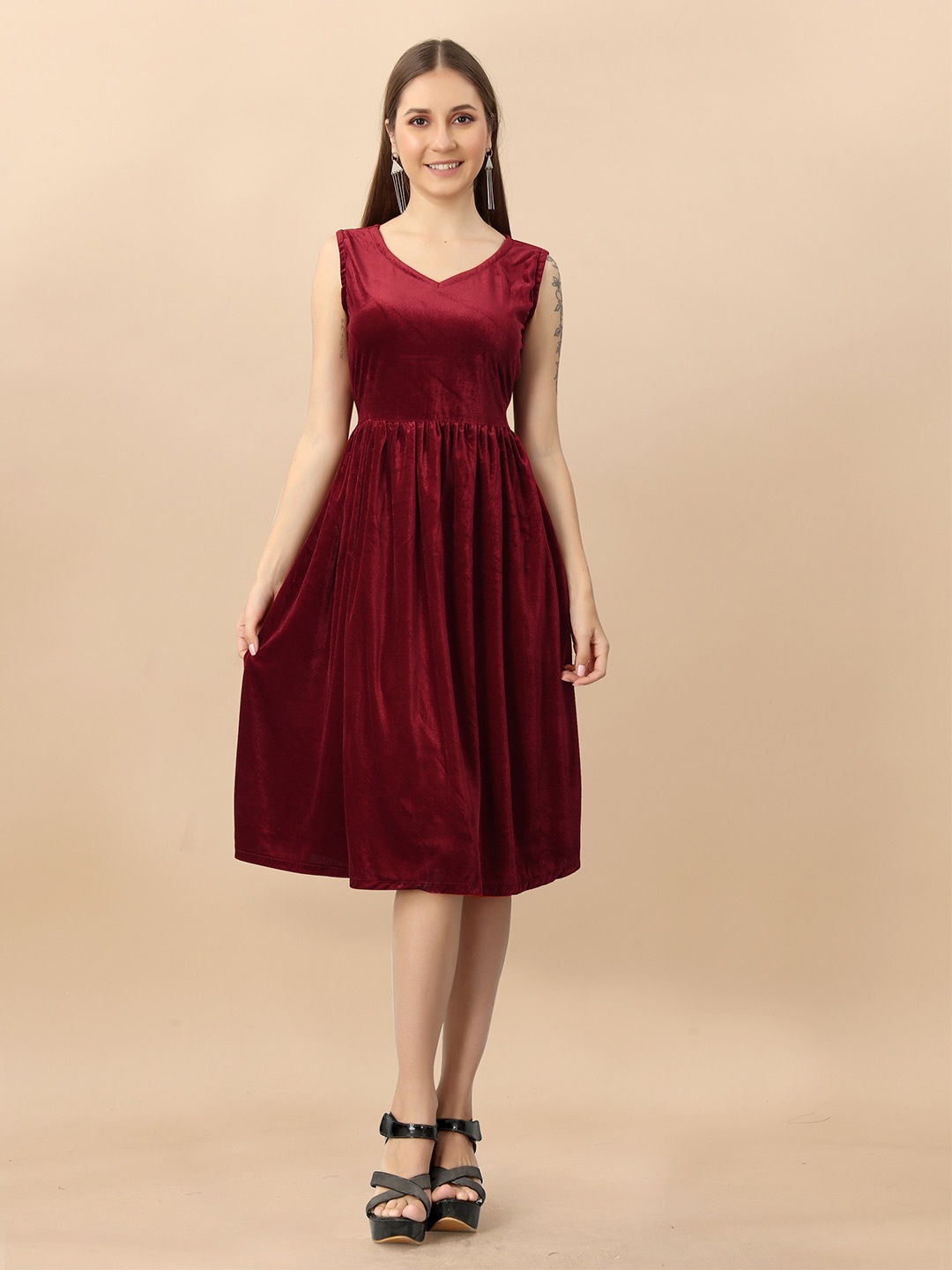 

Fashion FRICKS V-Neck Fit & Flare Dress, Maroon