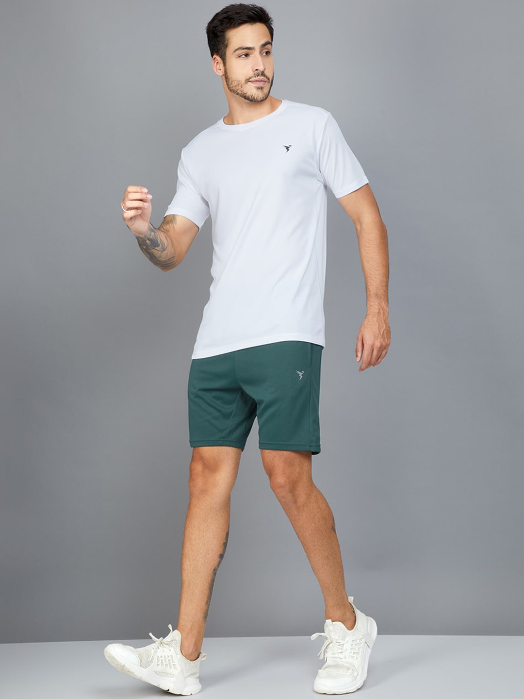 

Technosport Men Mid Rise Slim Fit Antimicrobial Sports Shorts, Green