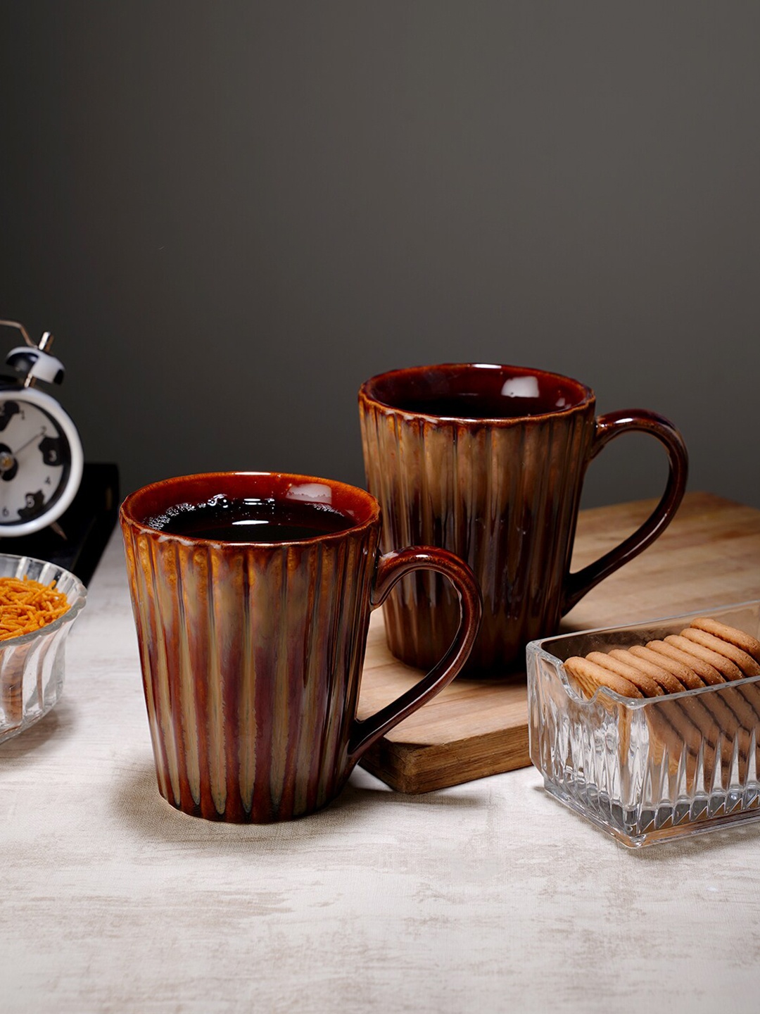 

CDI Brown 2 Pieces Textured Ceramic Glossy Coffee Mugs 350 ml Each