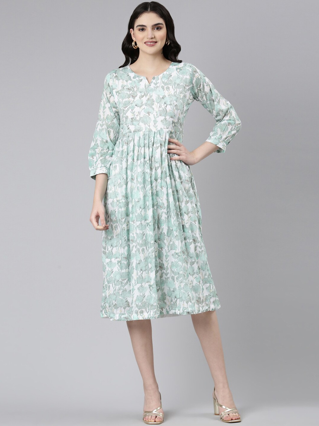 

GOLDSTROMS Floral Printed Cotton Ethnic Dresses, Green