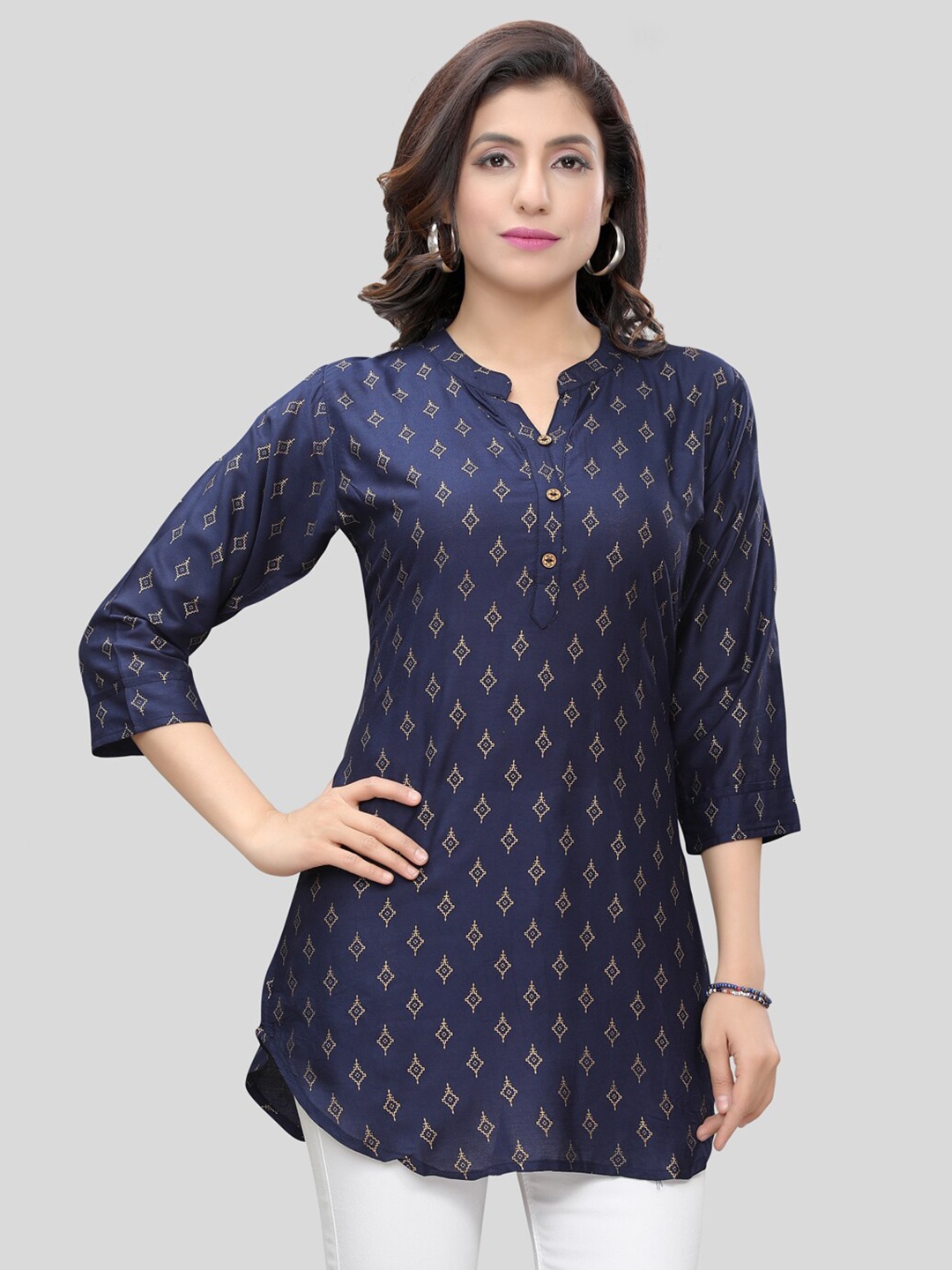 

Saree Swarg Ethnic Motifs Printed Mandarin Collar Kurti, Blue