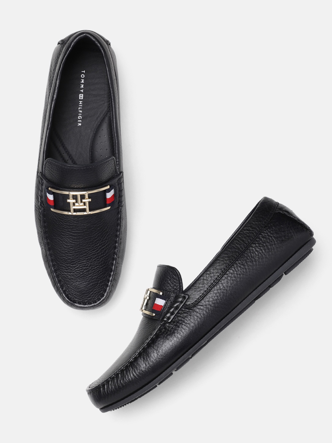 

Tommy Hilfiger Men Solid Leather Loafers, Black
