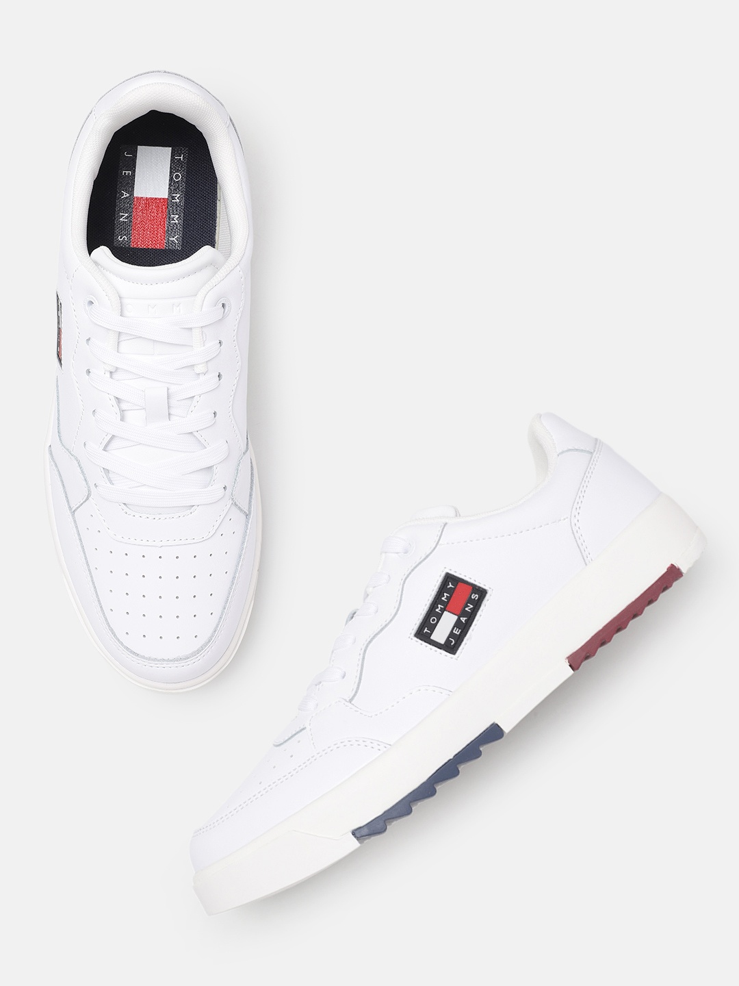 

Tommy Hilfiger Men Solid Leather Sneakers, White