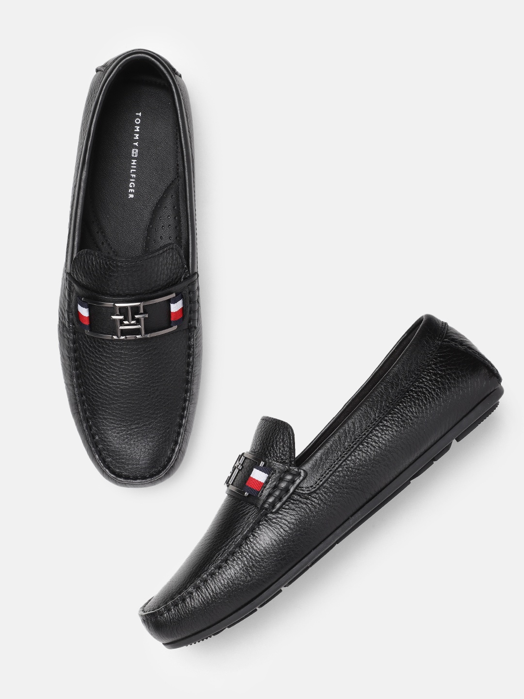 

Tommy Hilfiger Men Textured Leather Brand Logo Horesebit Loafers, Black