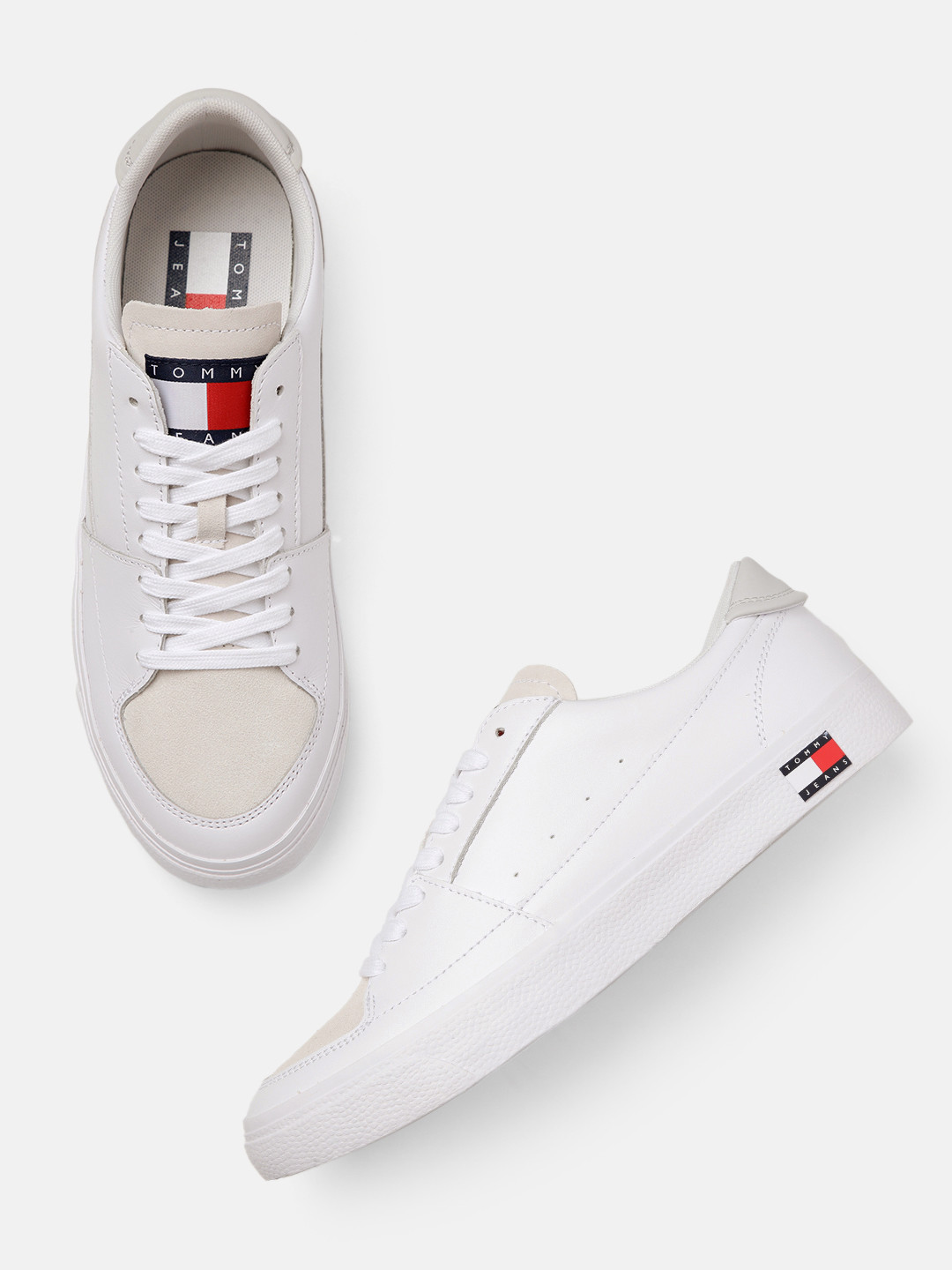 

Tommy Hilfiger Men Solid Leather Sneakers, White