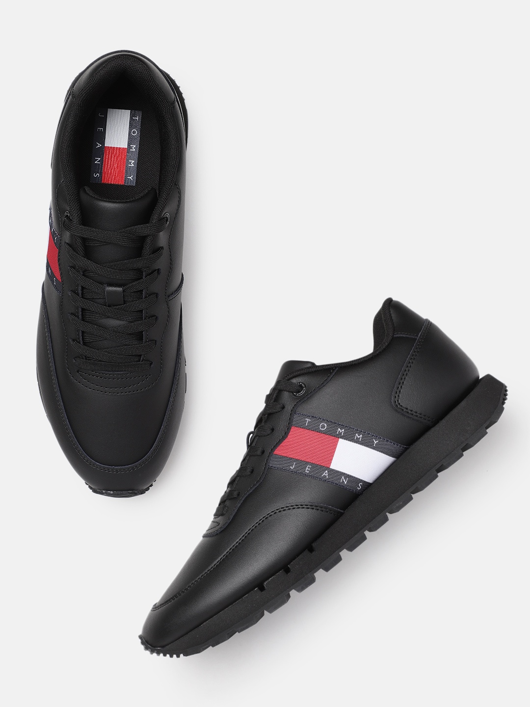 

Tommy Hilfiger Men Solid Leather Runner Ess Sneakers, Black