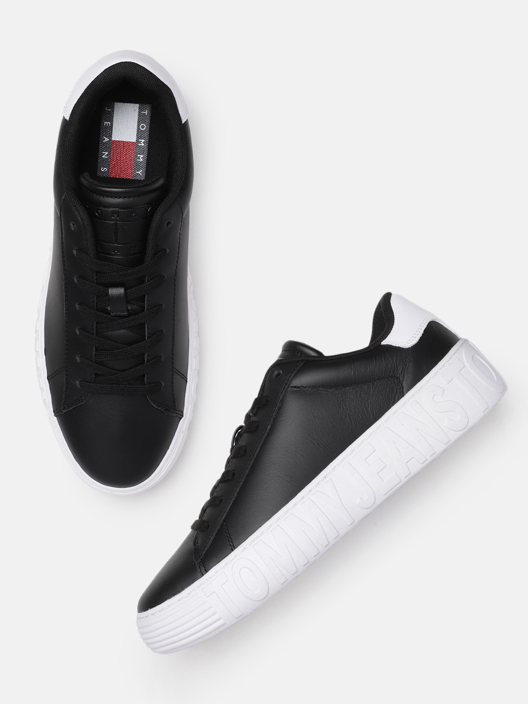 

Tommy Hilfiger Men Solid Leather Sneakers With Minimal Colourblocked Detail, Black