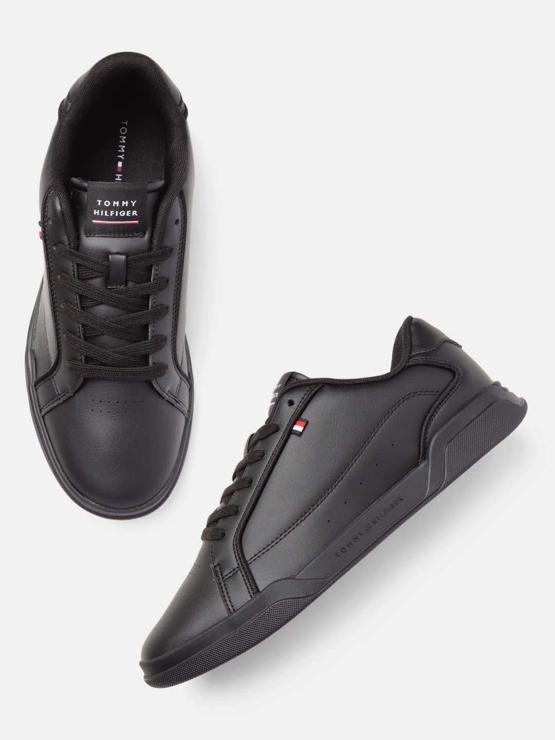 

Tommy Hilfiger Men Solid Leather Sneakers, Black