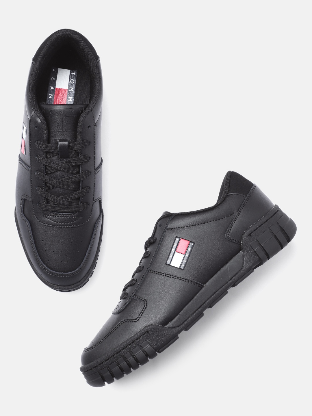 

Tommy Hilfiger Men Perforations Sneakers, Black