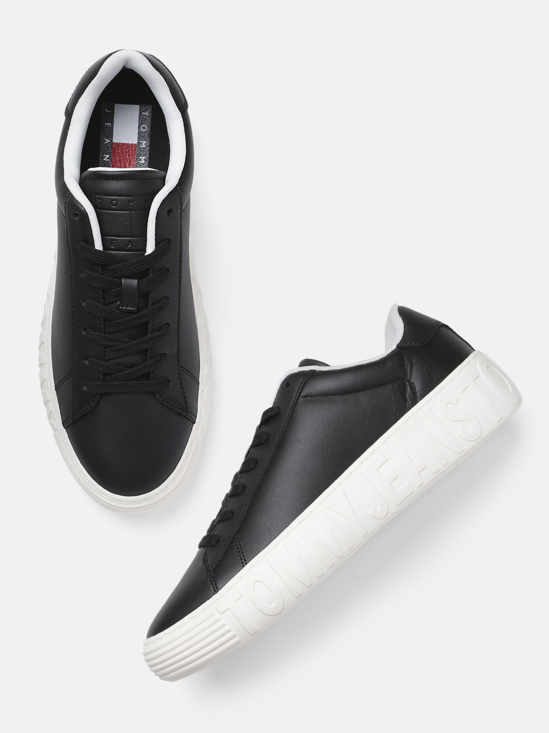 

Tommy Hilfiger Men Solid Leather Sneakers, Black