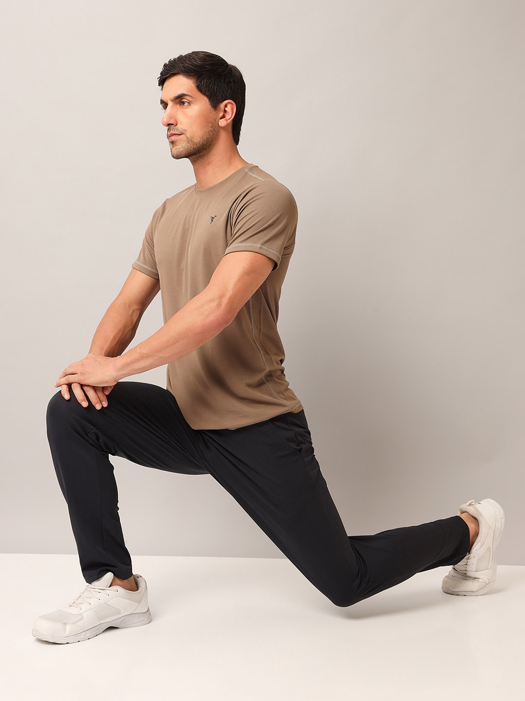 

Technosport Men Antimicrobial Slim Fit T-shirt, Grey