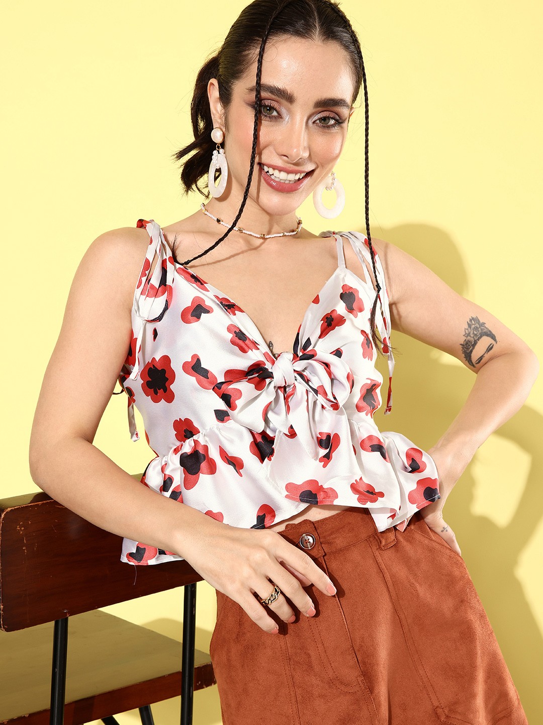 

Stylecast X Hersheinbox Satin Finish Floral Print Wrap Crop Top, White