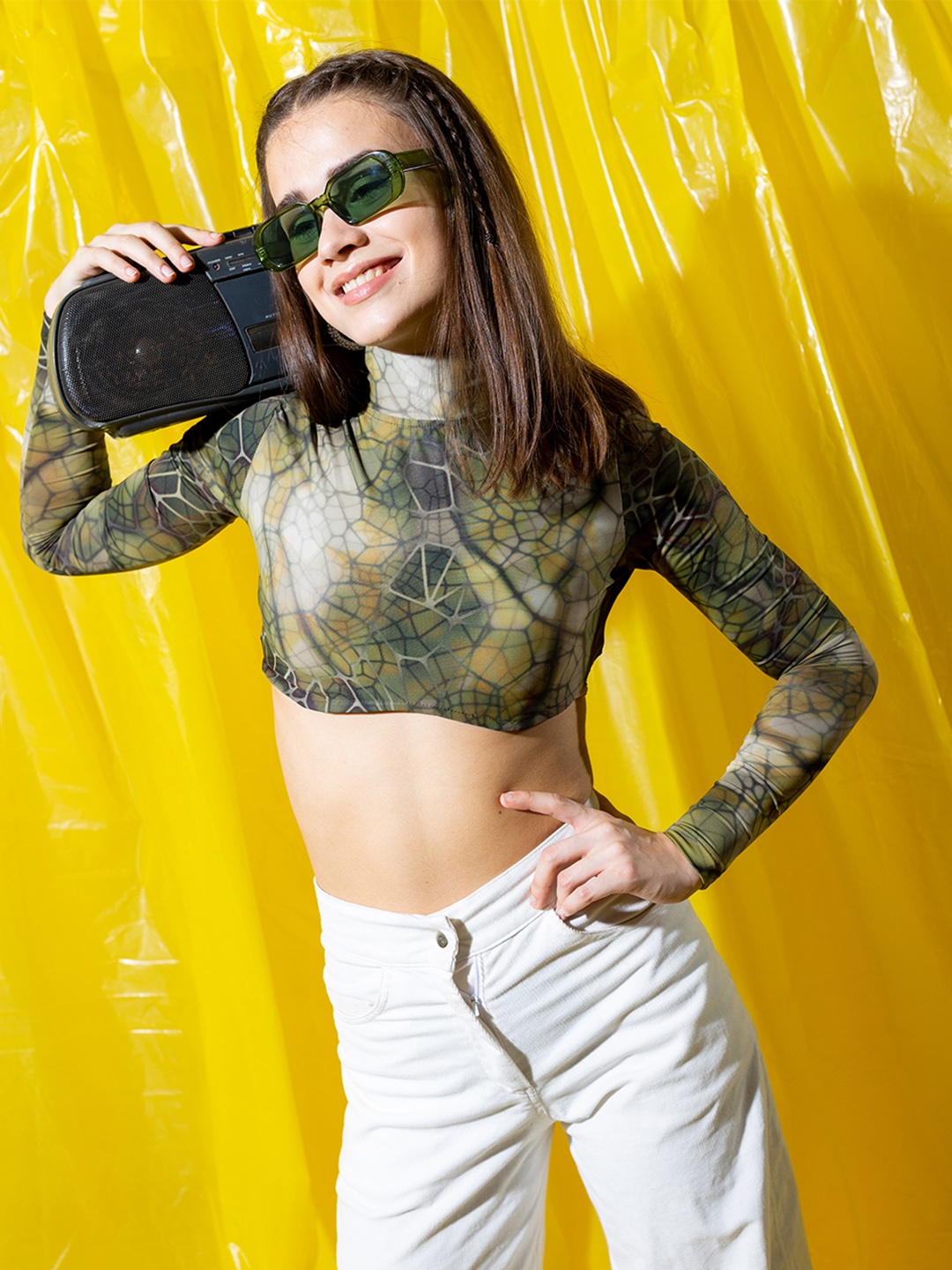 

Stylecast X Hersheinbox Geometric Print High-Neck Crop Top, Olive