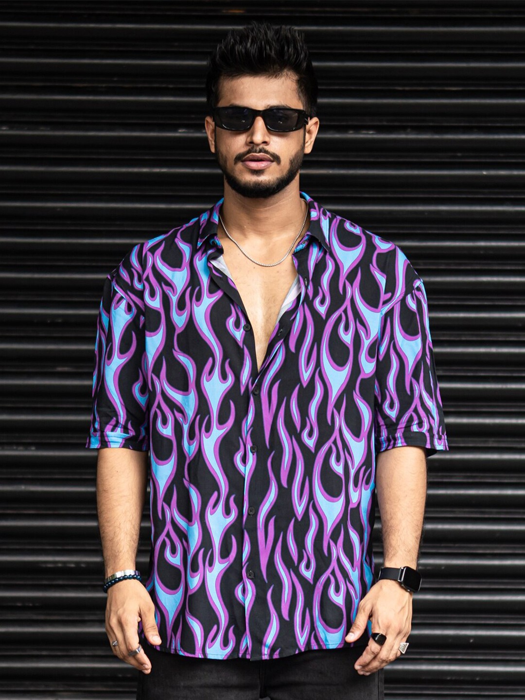 

Powerlook Purple India Slim Flames Printed Drop Shoulder Sleeves Boxy Knitted Casual Shirt