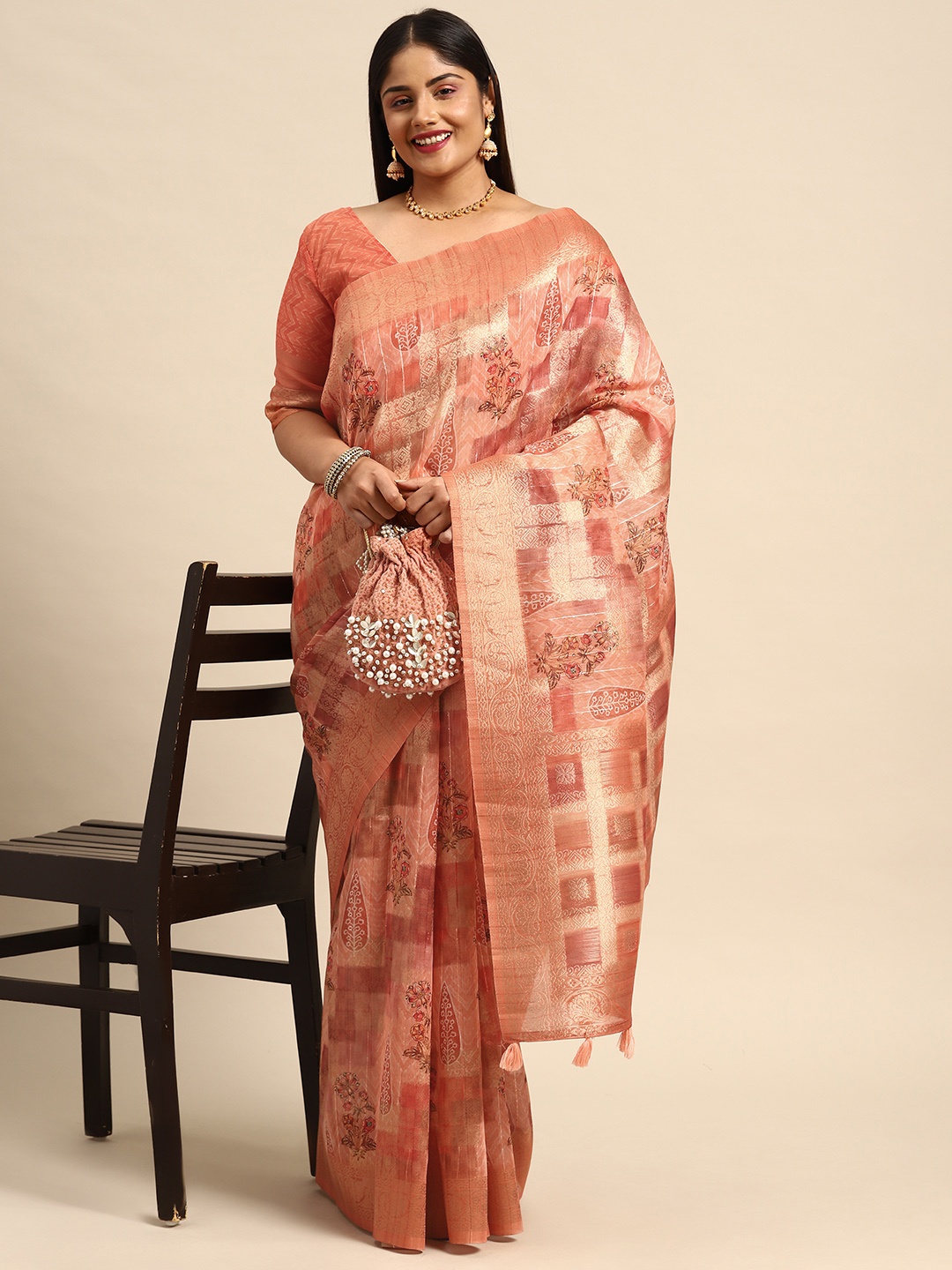 

Sztori Floral Zari Silk Cotton Banarasi Saree, Peach