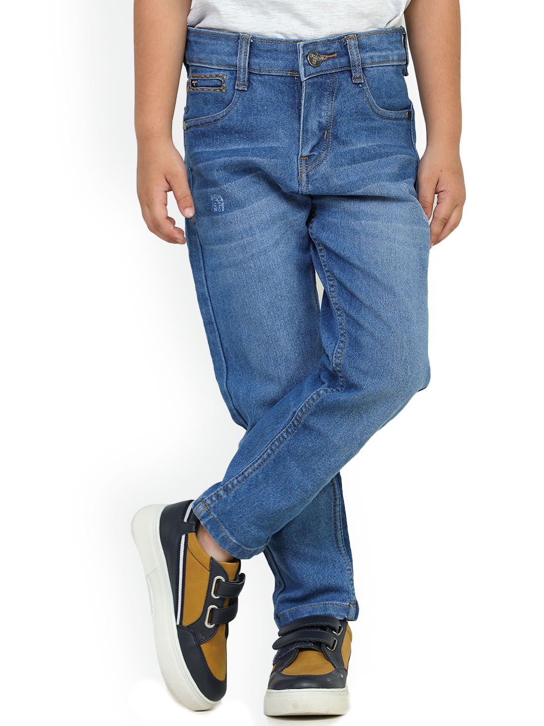 

toothless Boys Mid Rise Clean Look Light Fade Whiskers & Chevrons Denim Jeans, Blue