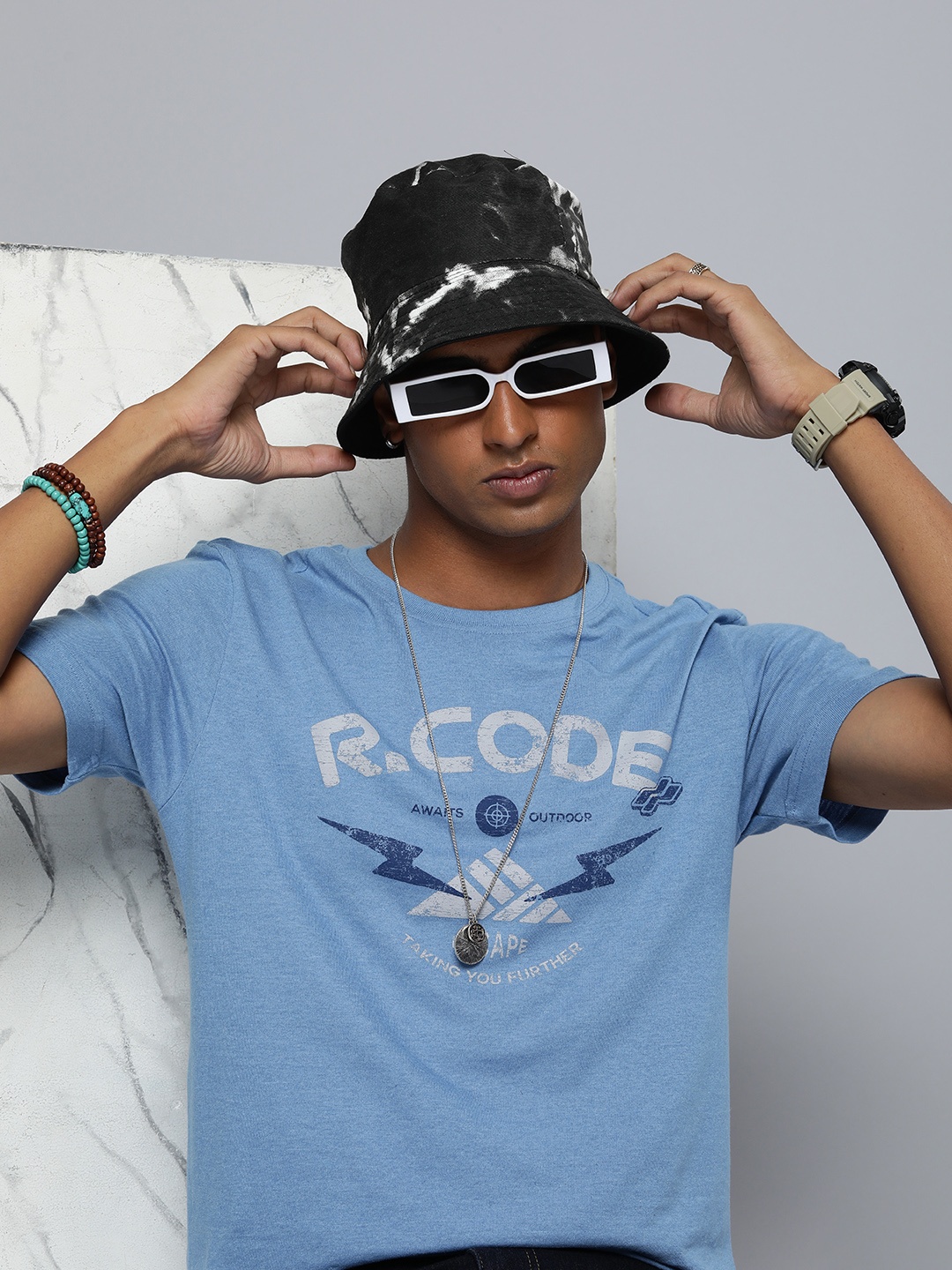 

R Code by The Roadster Life Co Typography Printed Regular T-shirt, Blue