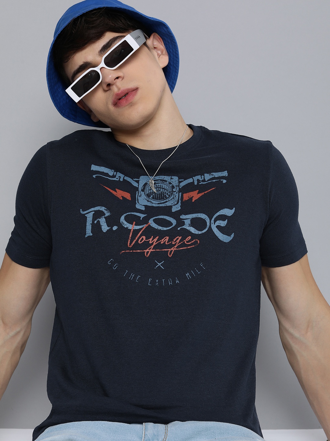 

R Code by The Roadster Life Co Men Graphic Printed T-shirt, Navy blue