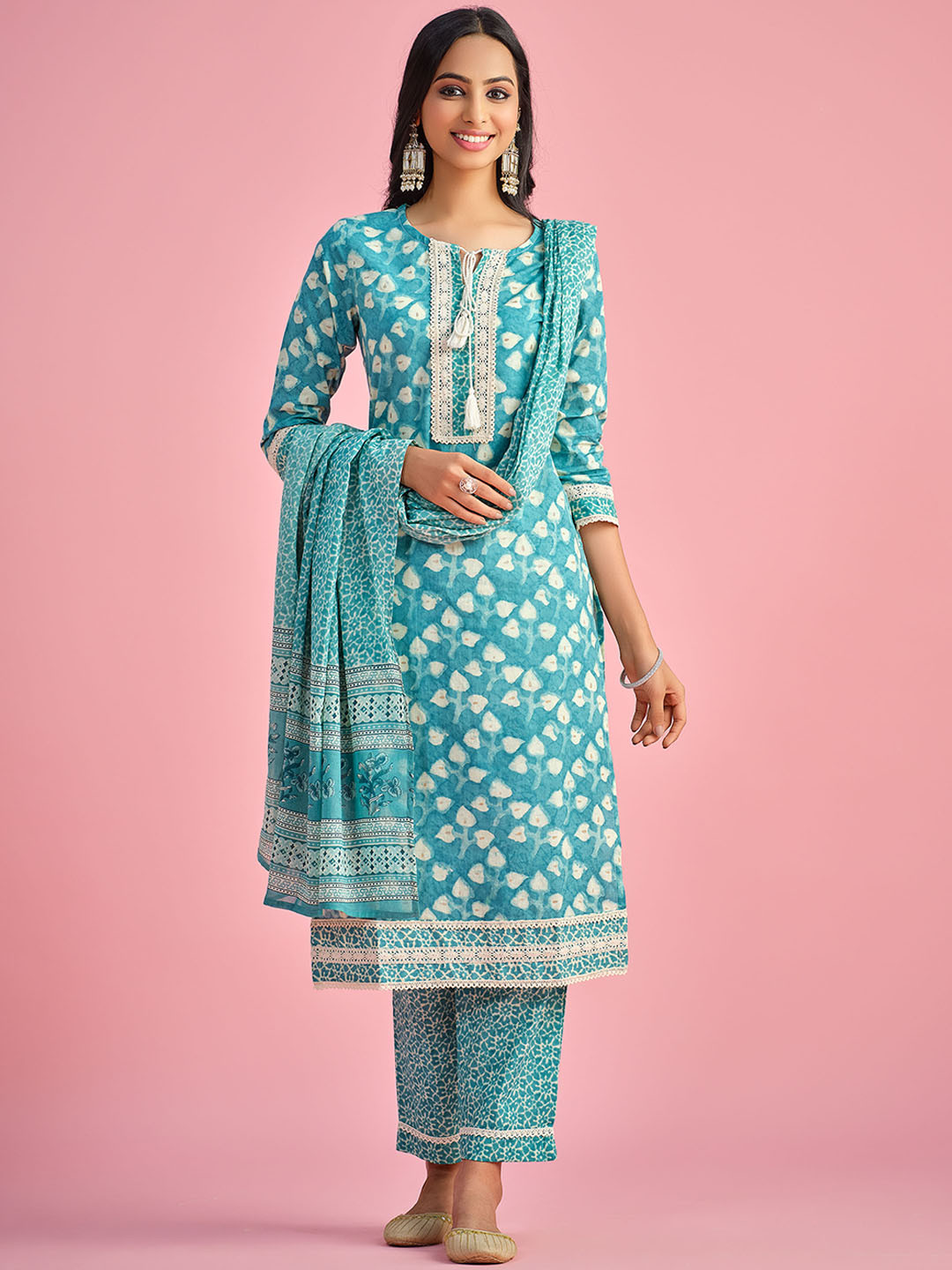 

Sangria Printed Pure Cotton Kurta With Trouser & Dupatta, Teal
