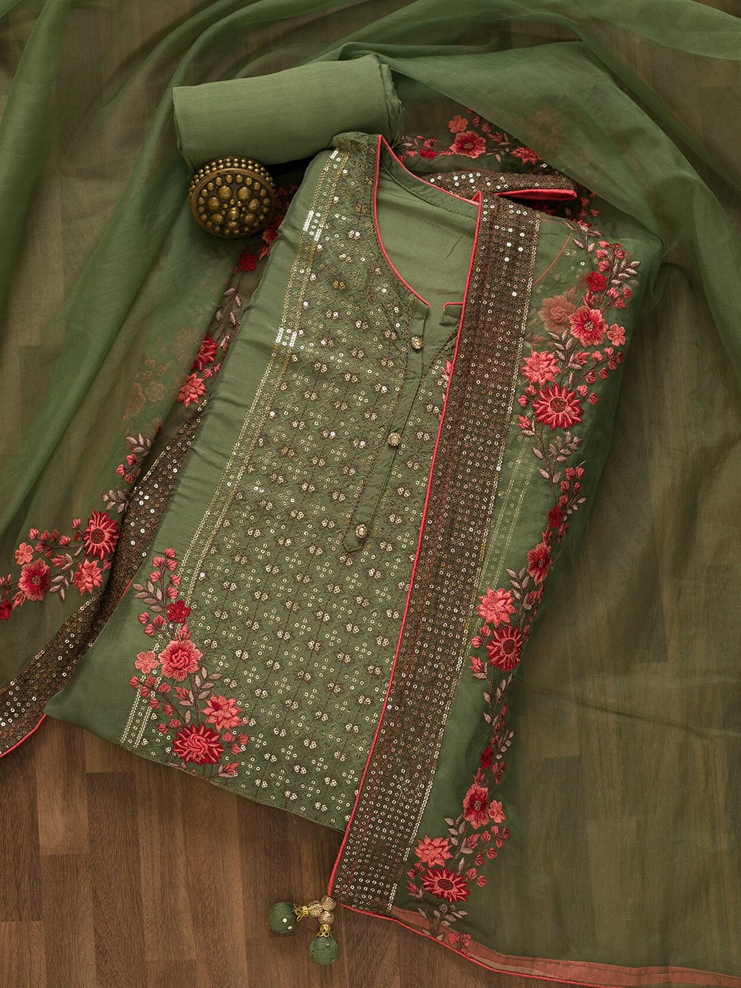 

Koskii Embroidered Semi-Stitched Dress Material, Green