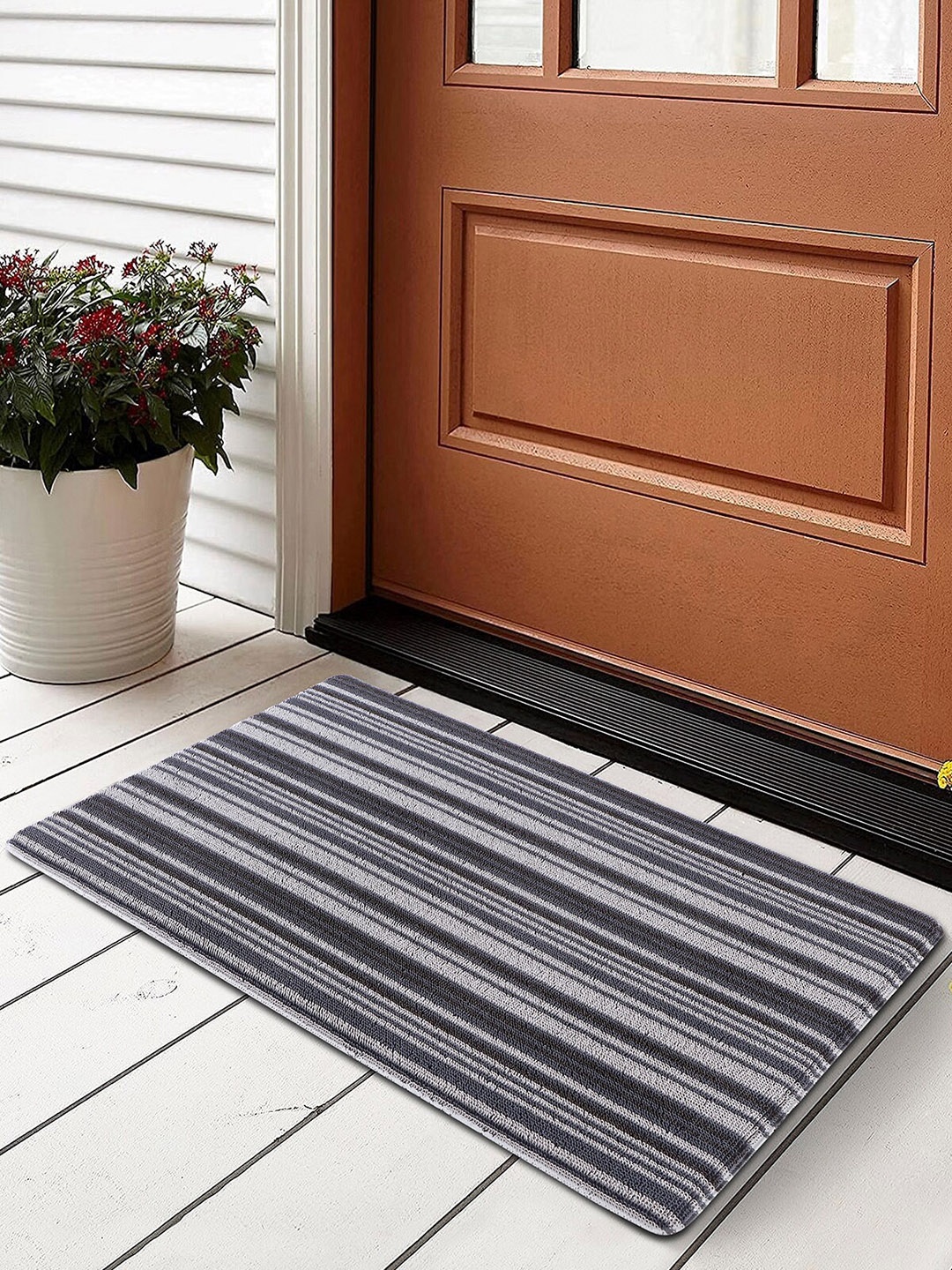 

OBSESSIONS Grey Striped Anti-Skid Doormat