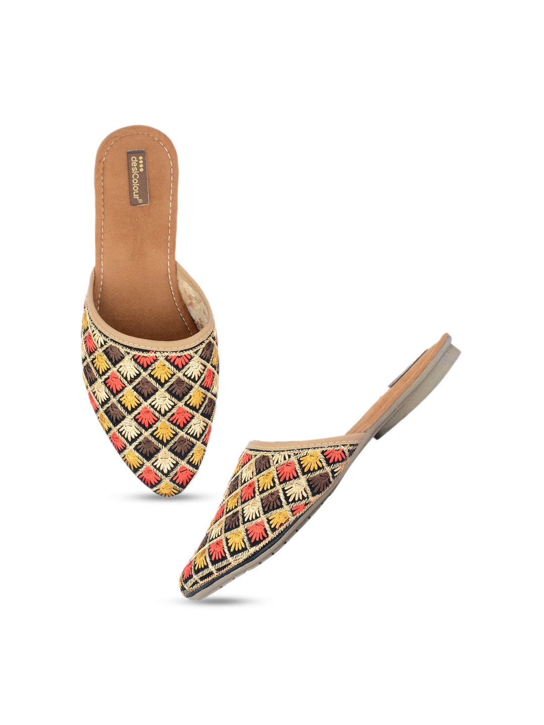 

DESI COLOUR Embroidered Ethnic Mules, Black