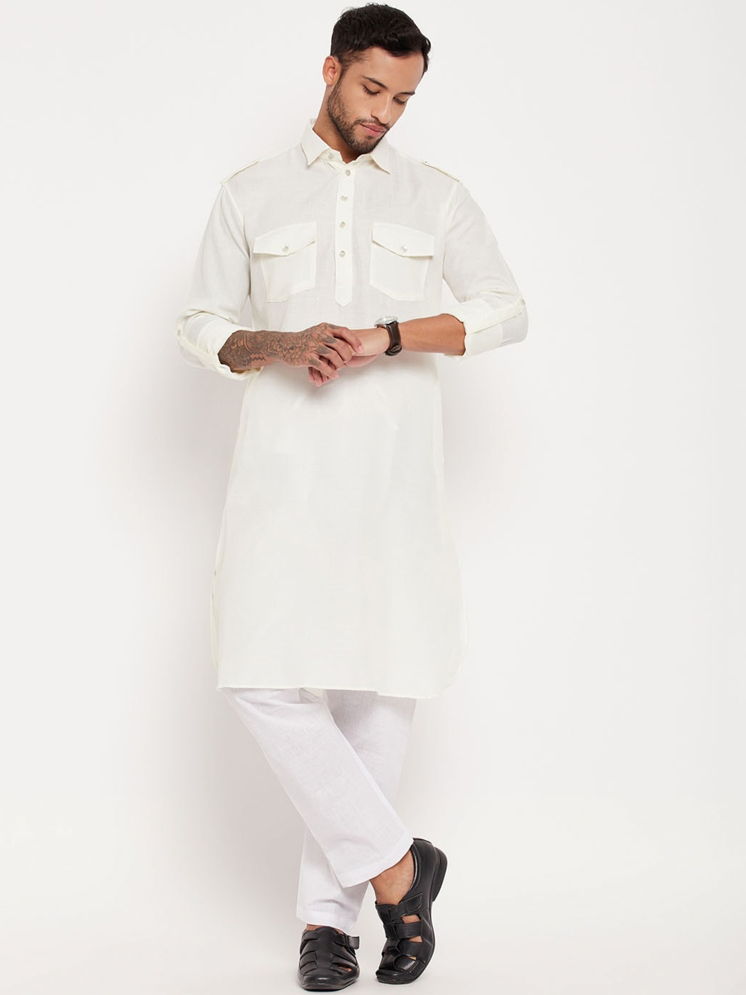 

VASTRAMAY Shirt Collar Roll-Up Sleeves Pathani Kurta With Pyjamas, White