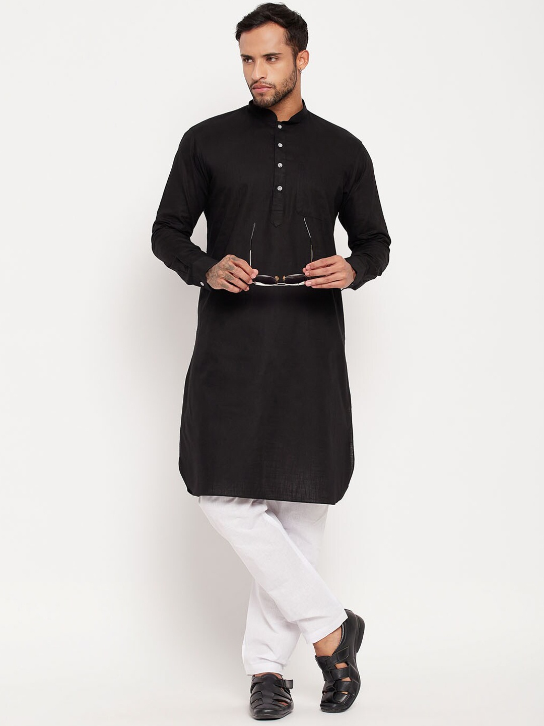 

VASTRAMAY Shirt Collar Pathani Kurta With Pyjamas, Black