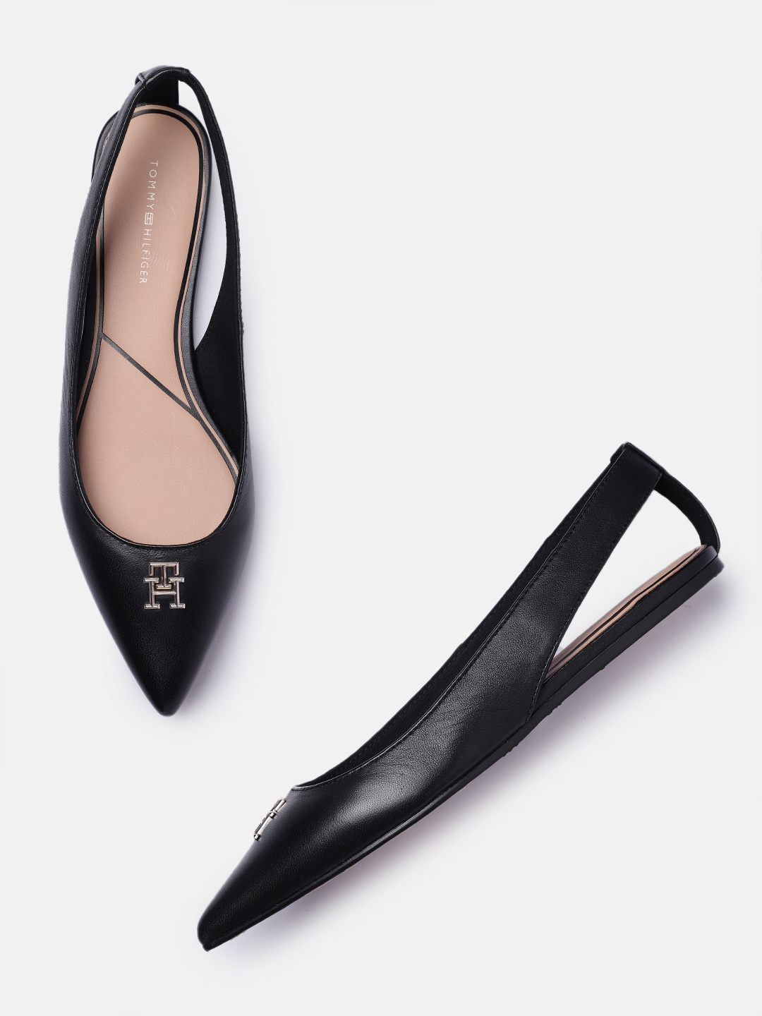 

Tommy Hilfiger Women Solid Leather Ballerinas, Black