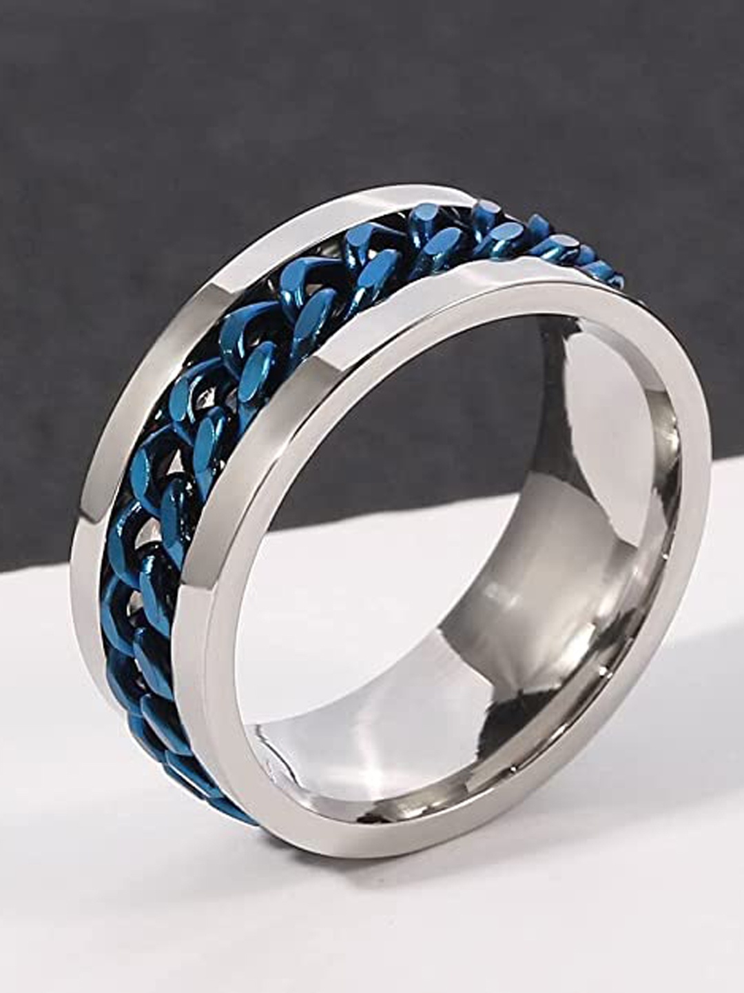 

VIEN Silver-Plated Designed Finger Ring