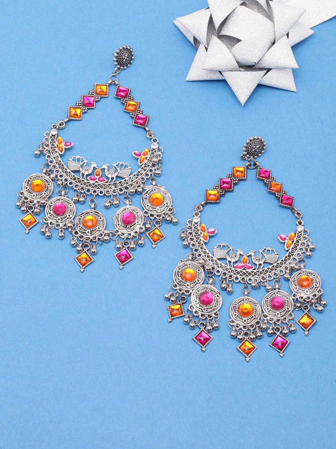 

DIVA WALK Silver-Plated Contemporary Earrings