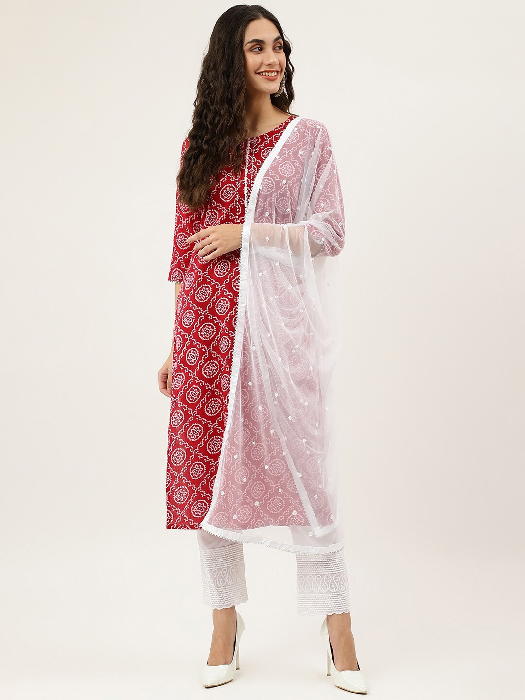 

NAINVISH Bandhani Printed Gotta Patti Kurta With Trousers & Dupatta, Red