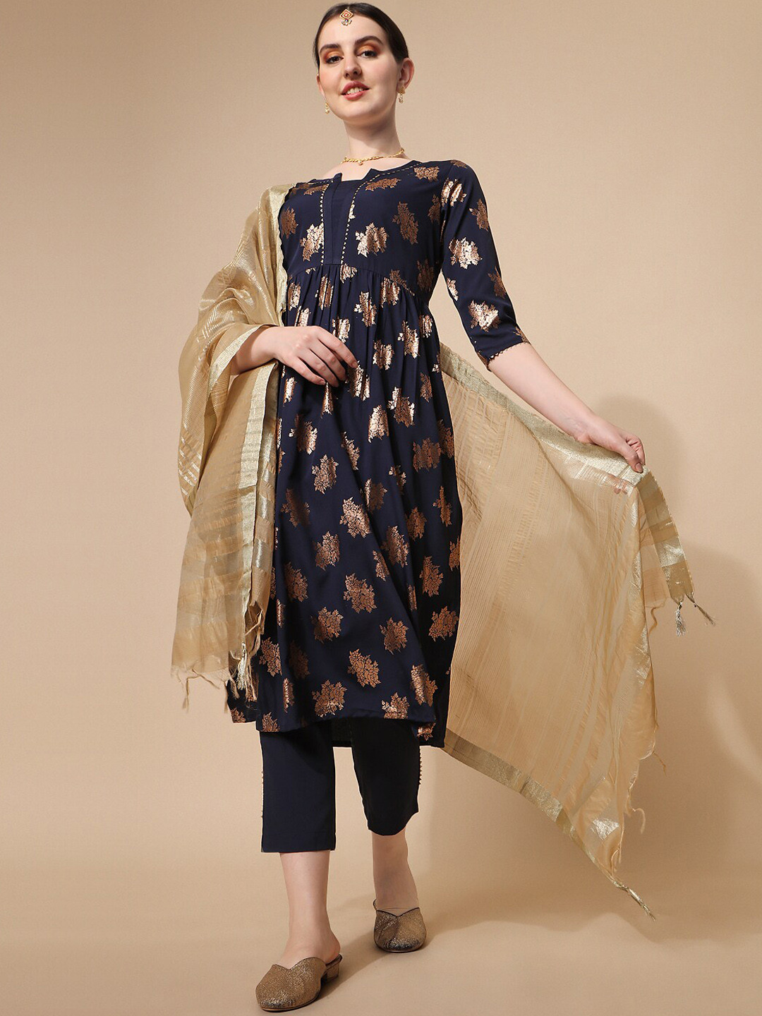 

NAINVISH Ethnic Motifs Printed Gotta Patti Kurta With Trousers & Duppata, Navy blue