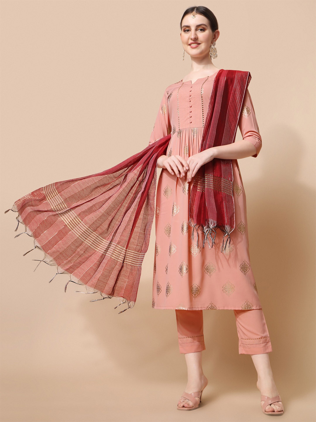 

NAINVISH Ethnic Motifs Printed Gotta Patti Kurta With Trousers & Dupatta, Peach