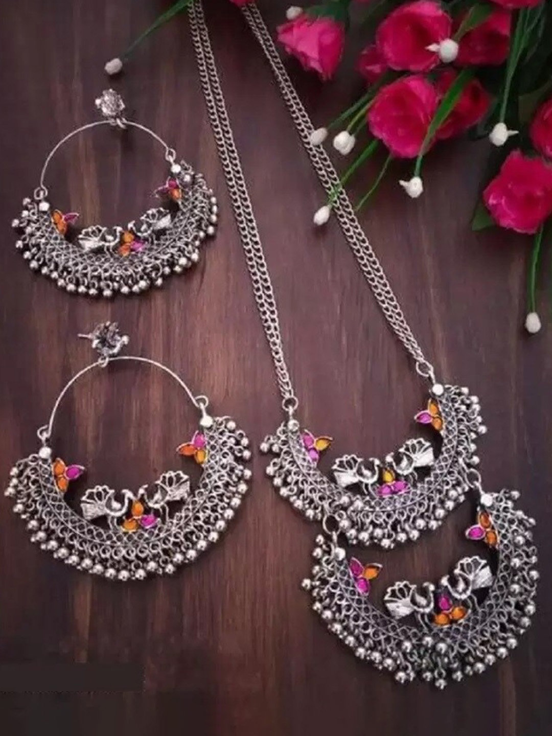 

Samridhi DC Set Of 2 Silver-Plated Beaded Jewellery Set With Maangtika