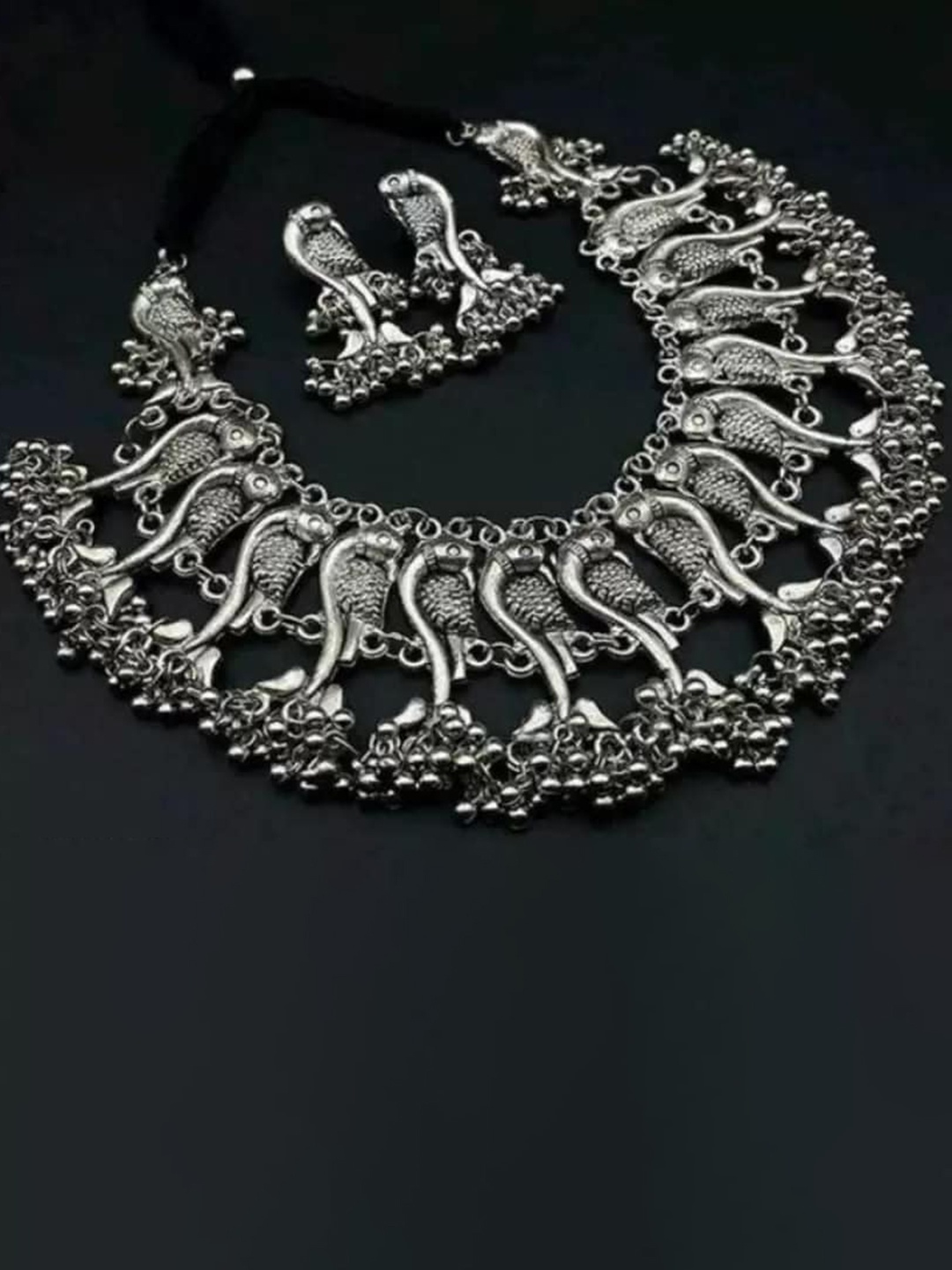 

Samridhi DC Set of 2 Silver-Plated Mirror Studded Oxidised Jewellery Set