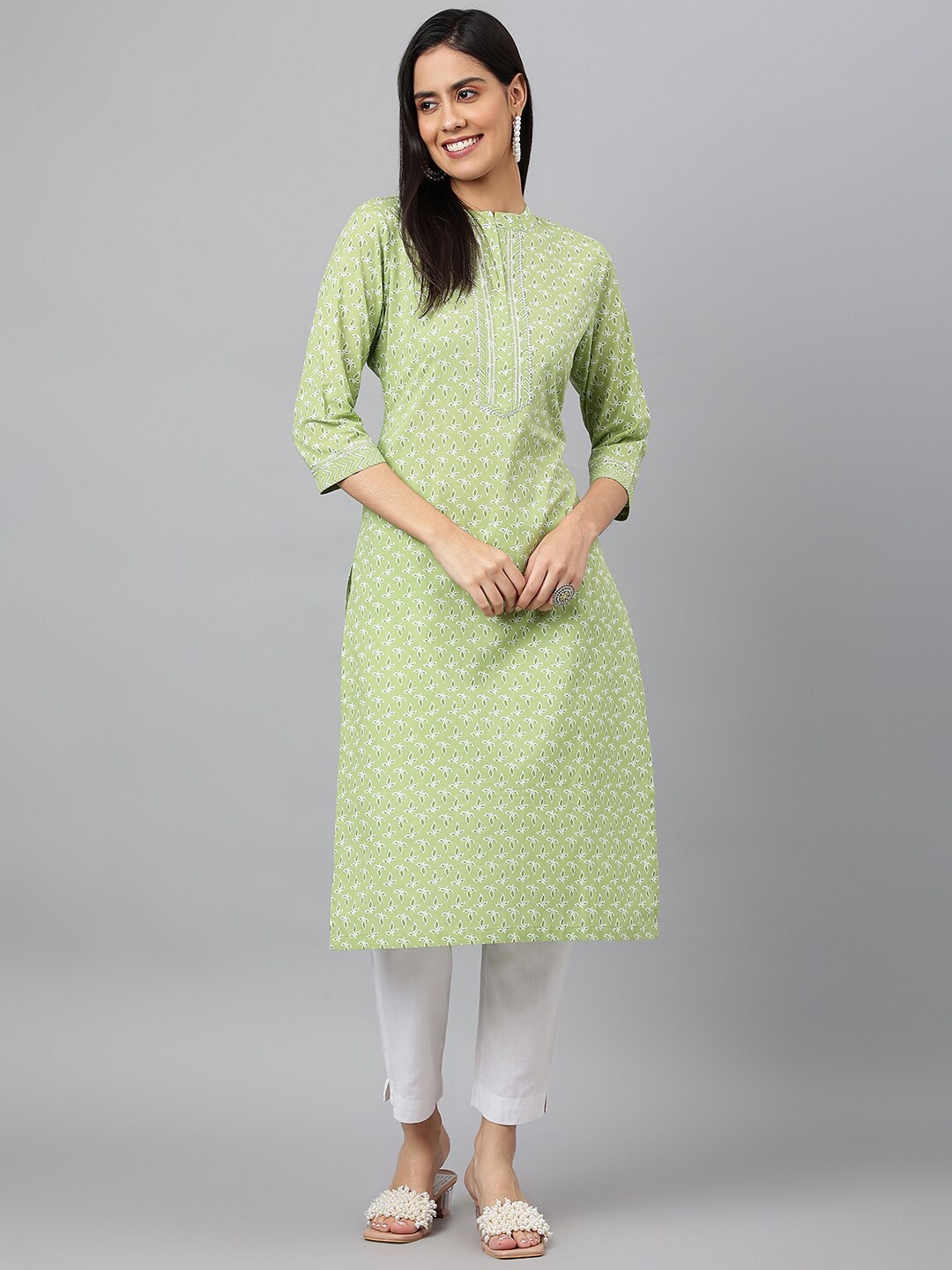 

KALINI Floral Printed Mandarin Collar Cotton Kurta, Green