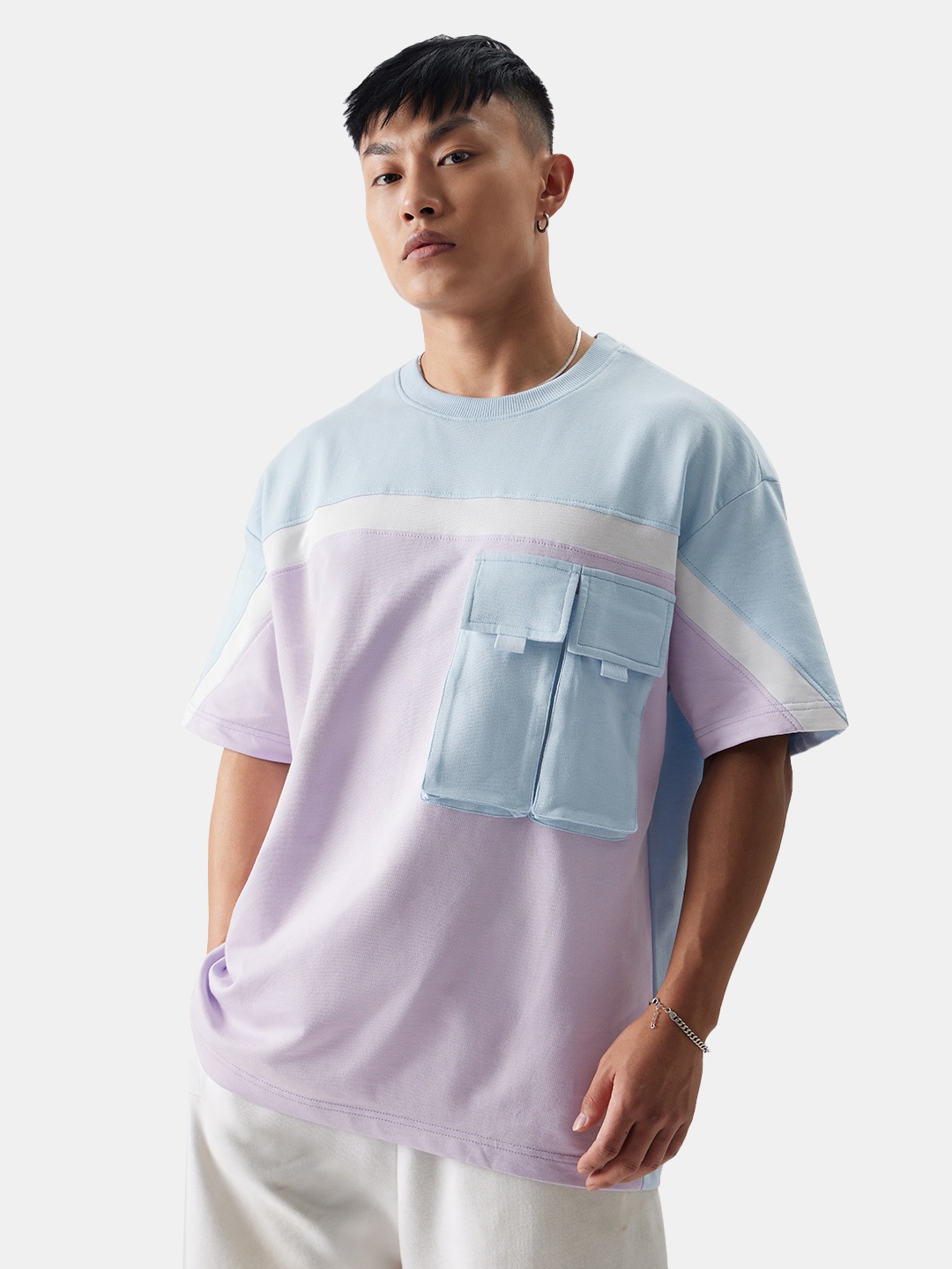 

The Souled Store Men Blue & Lavender Colourblocked Pockets Pure Cotton Oversized T-shirt