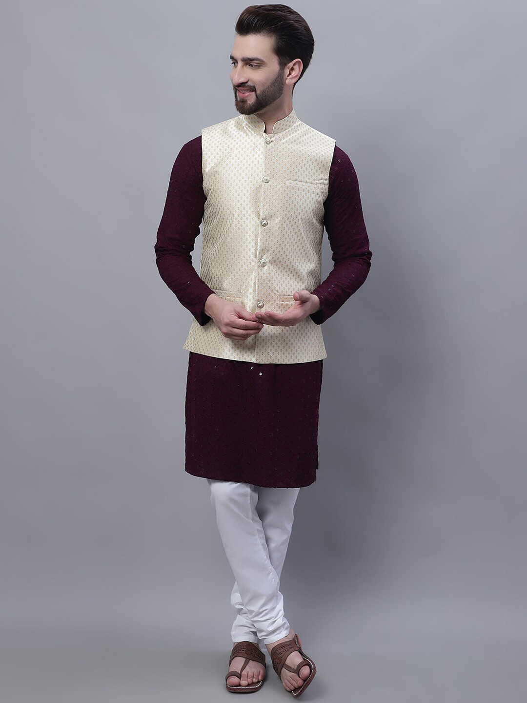 

SOJANYA Men Ethnic Motifs Embroidered Pure Cotton Kurta With Churidar & Nehru Kurta, Purple