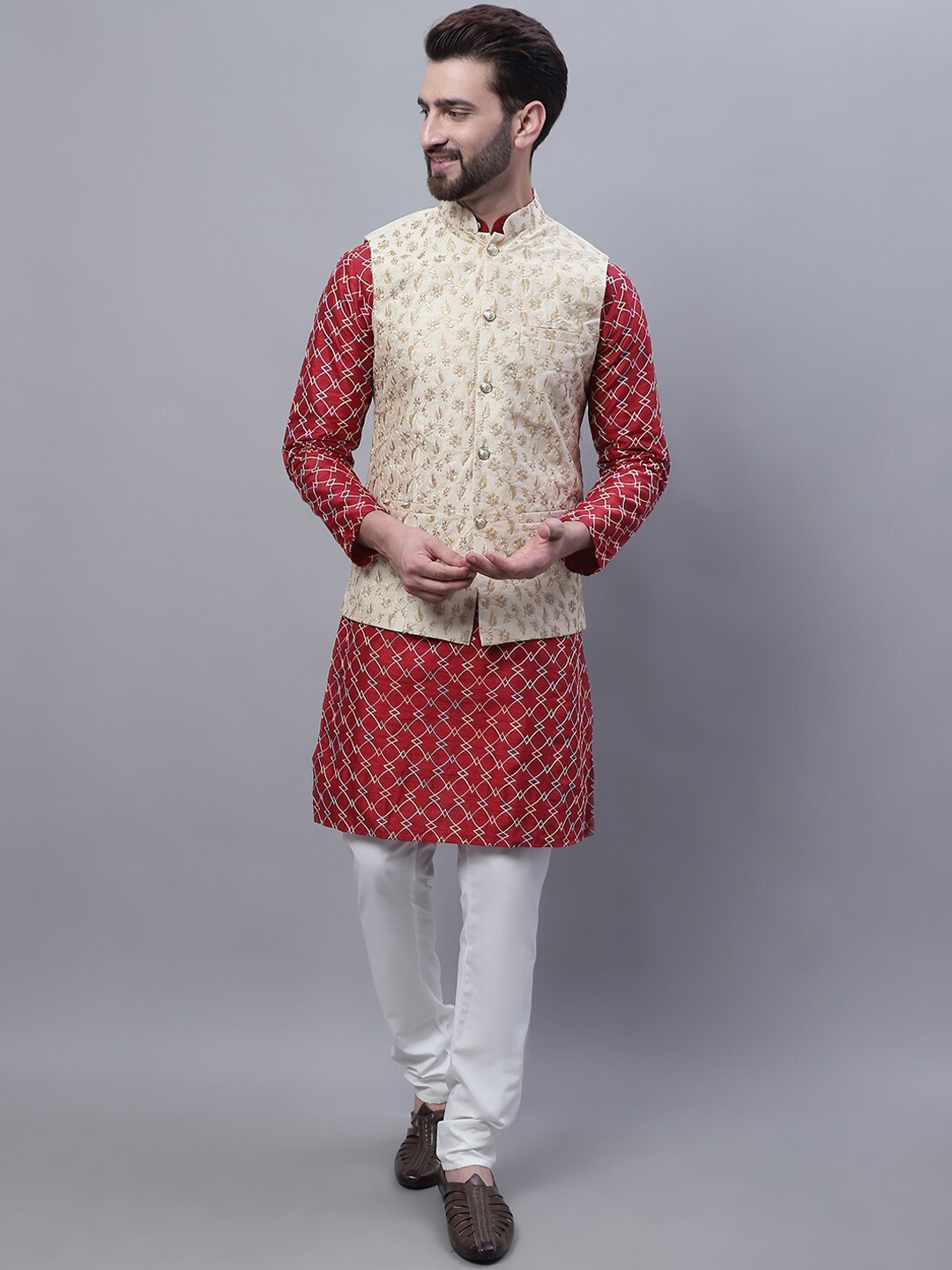 

SOJANYA Embroidered Mandarin Collar Kurta with Pyjamas & Nahru Jacket, Maroon