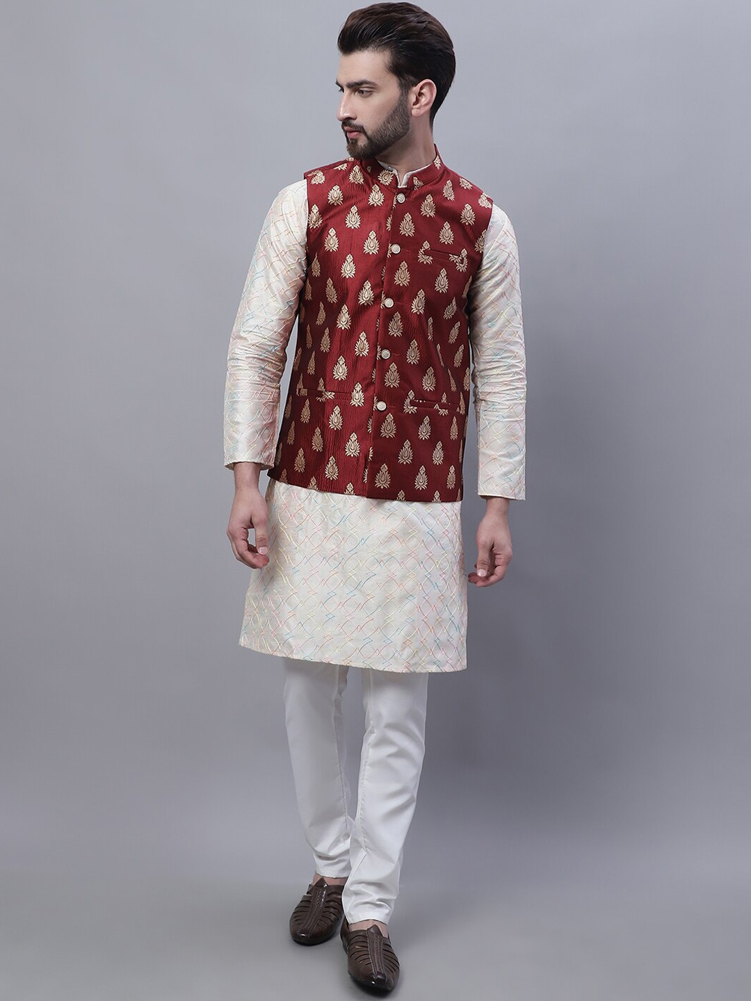 

SOJANYA Embroidered Mandarin Collar Kurta with Pyjamas & Nahru Jacket, Cream