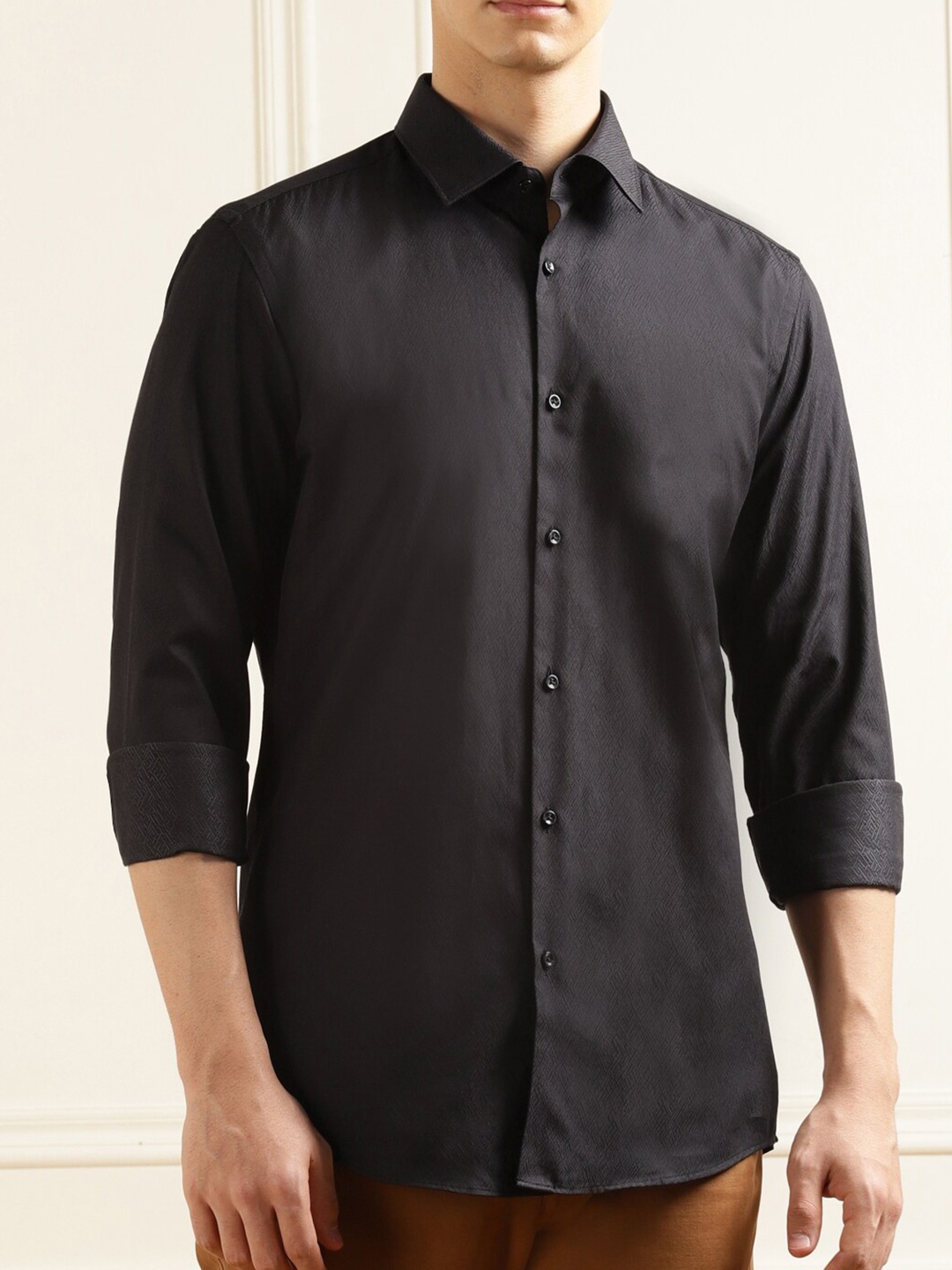 

HUGO Men Spread Collar Pure Cotton Casual Shirt, Black