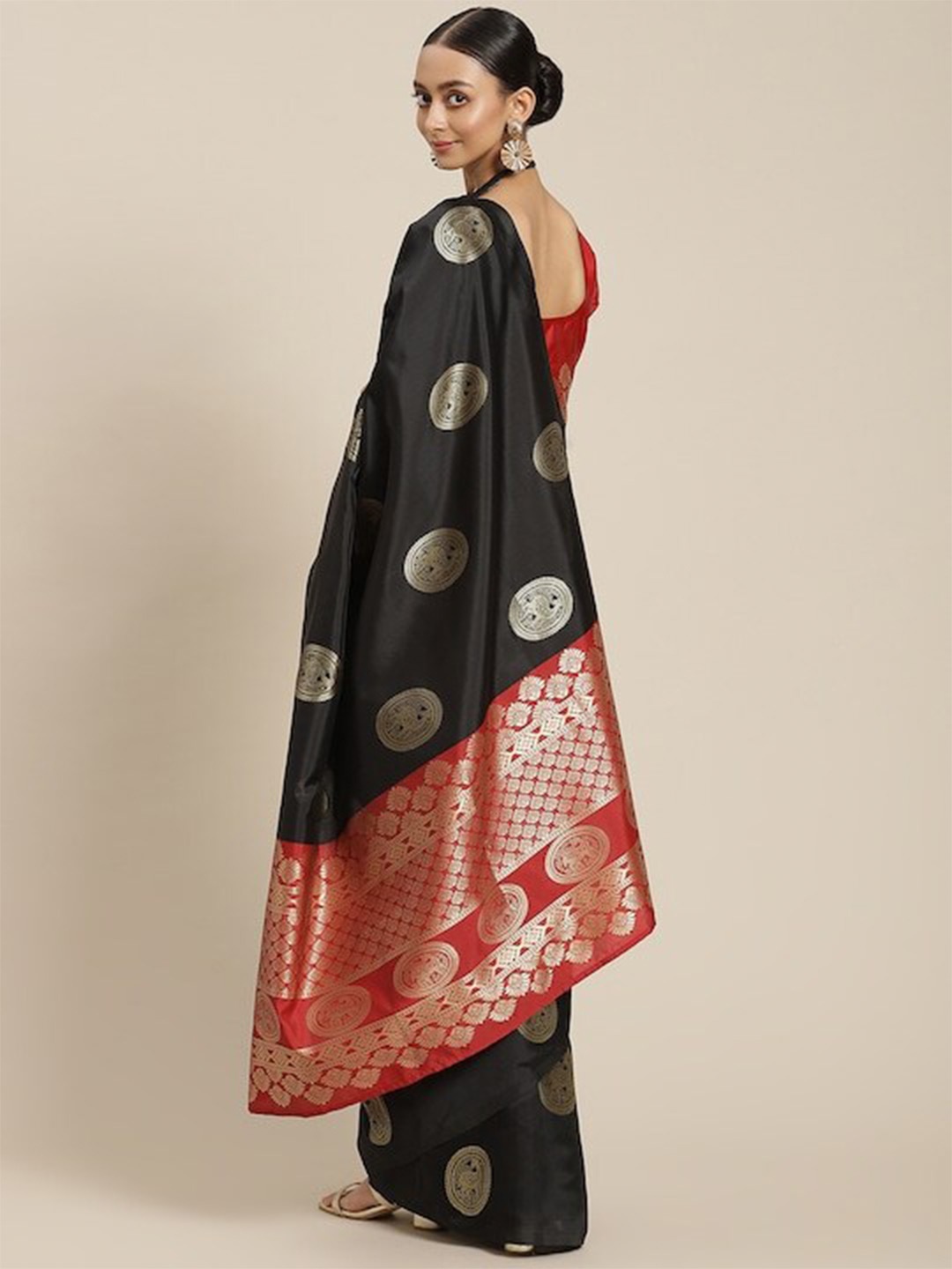 

DIVASTRI Ethnic Motif Zari Silk Blend Kanjeevaram Saree, Black