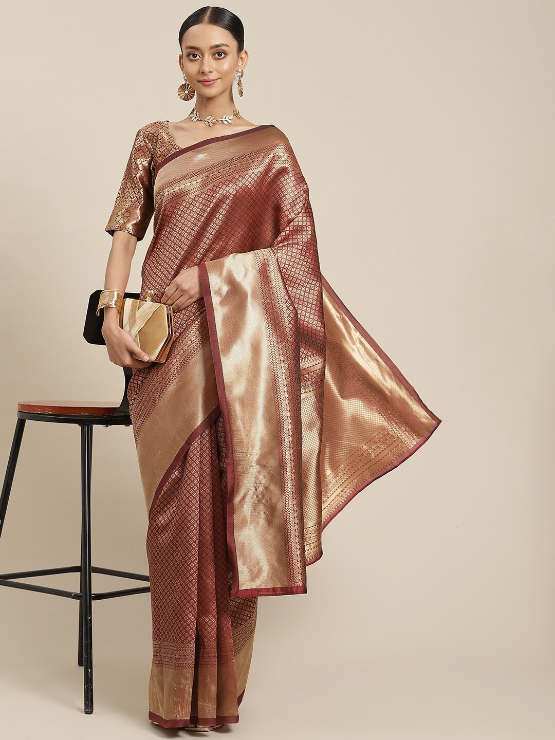 

DIVASTRI Ethnic Motif Zari Silk Blend Kanjeevaram Saree, Maroon